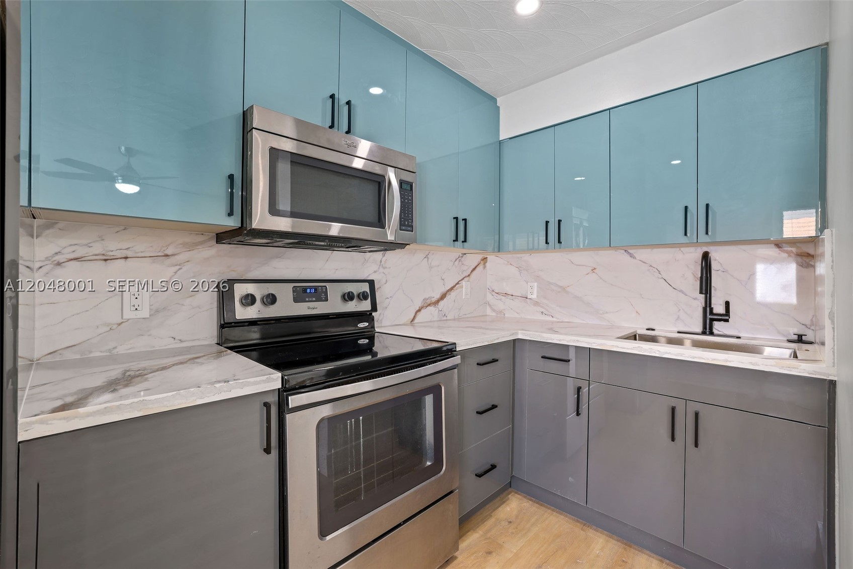 MIDDLE RIVER PARK - Residential Income