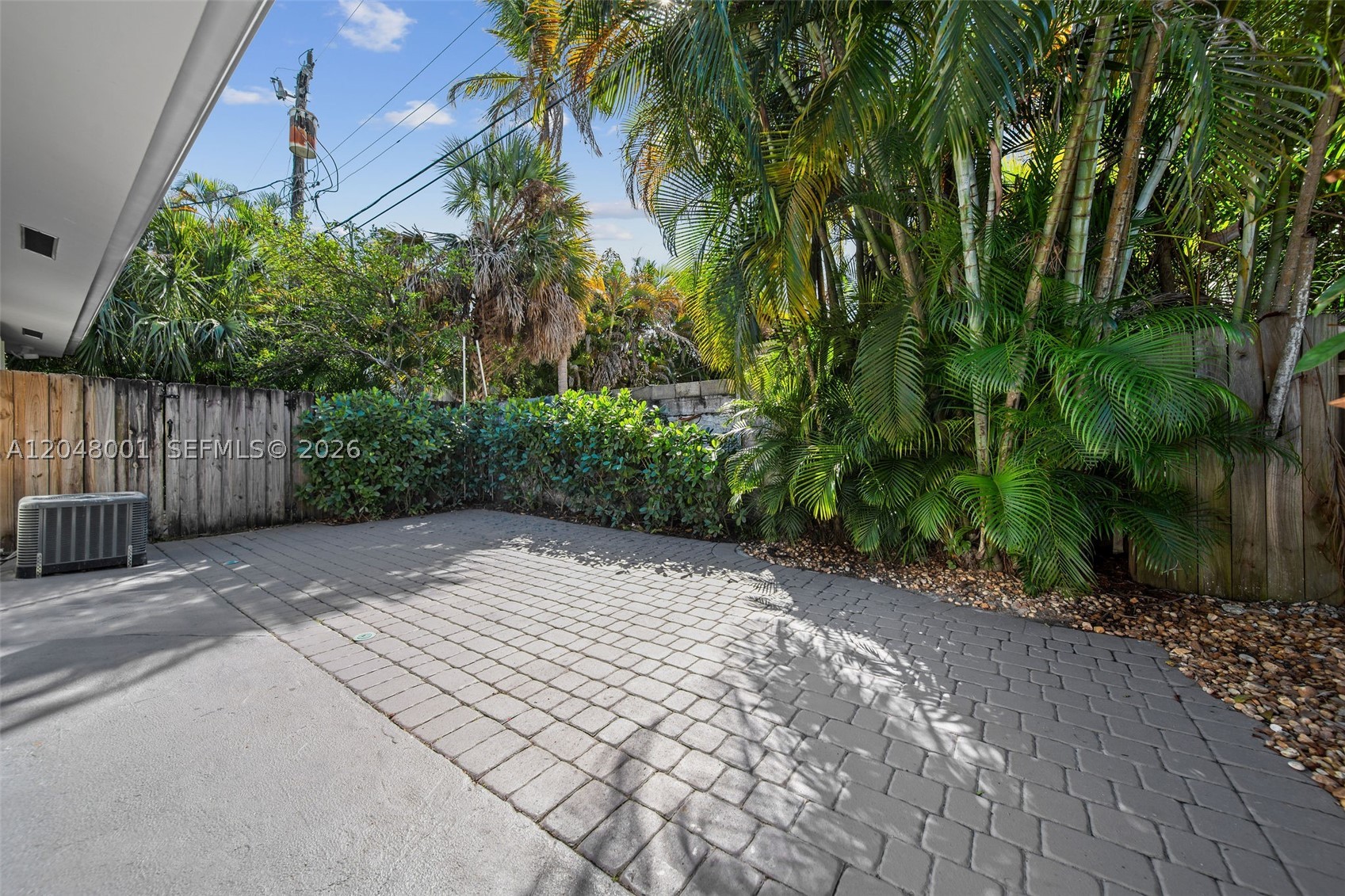 MIDDLE RIVER PARK - Residential Income