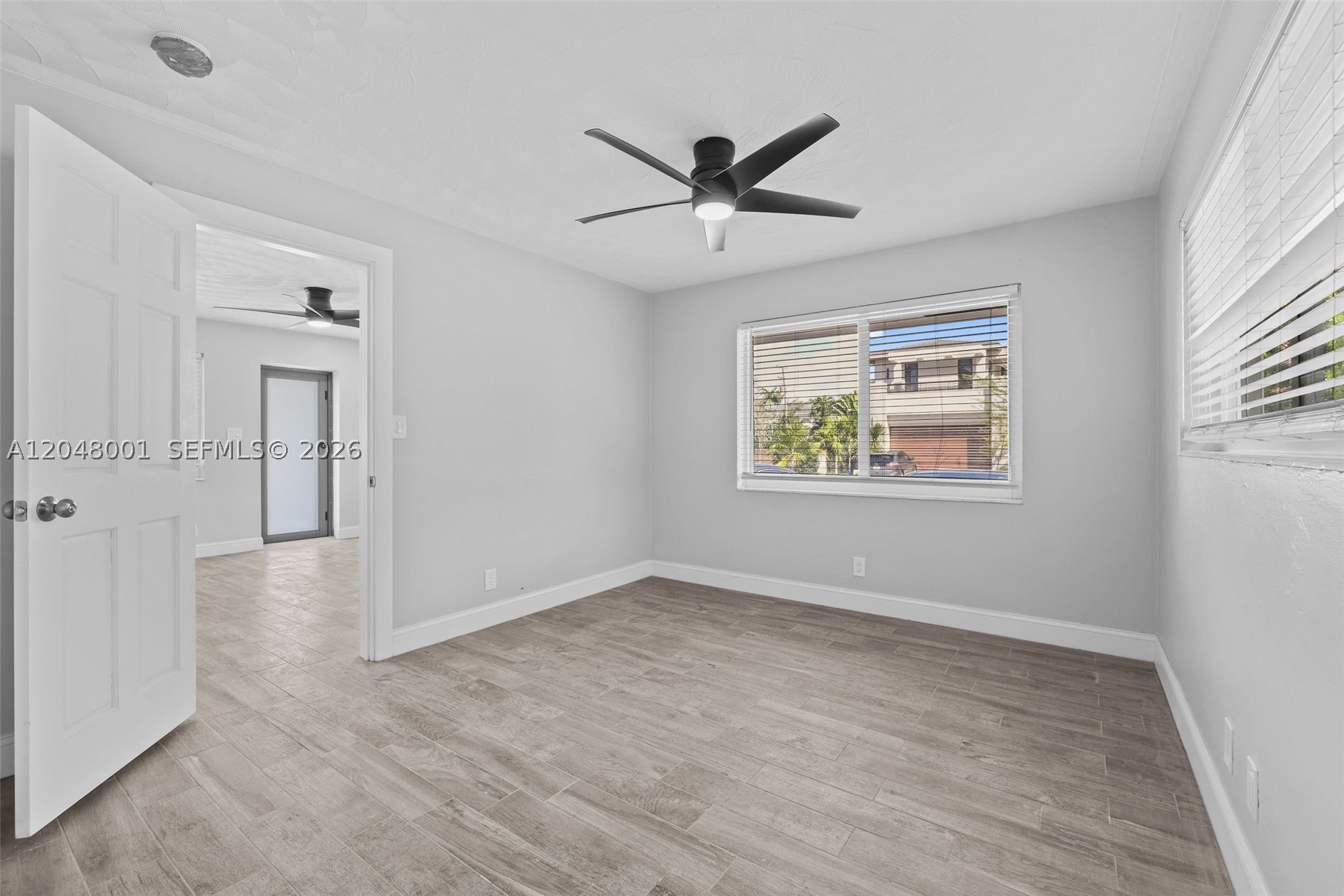 MIDDLE RIVER PARK - Residential Income