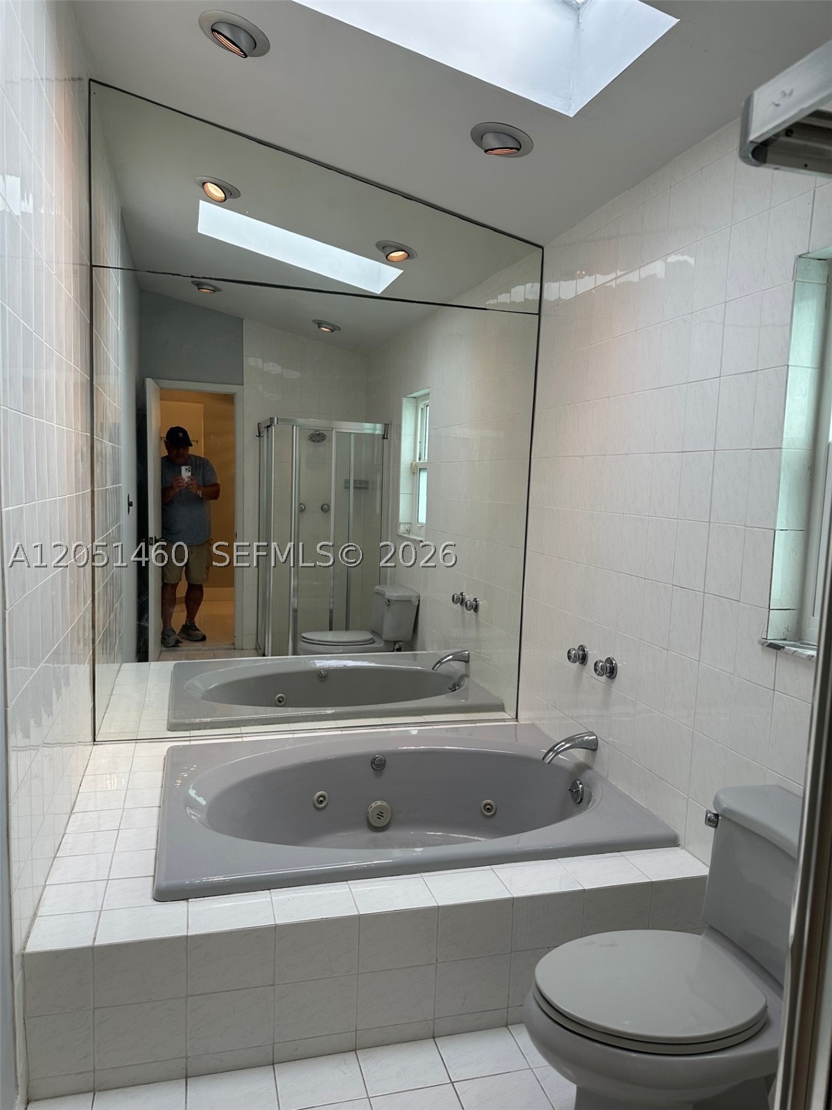COUNTRY LAKE MANORS SEC 3 - Residential