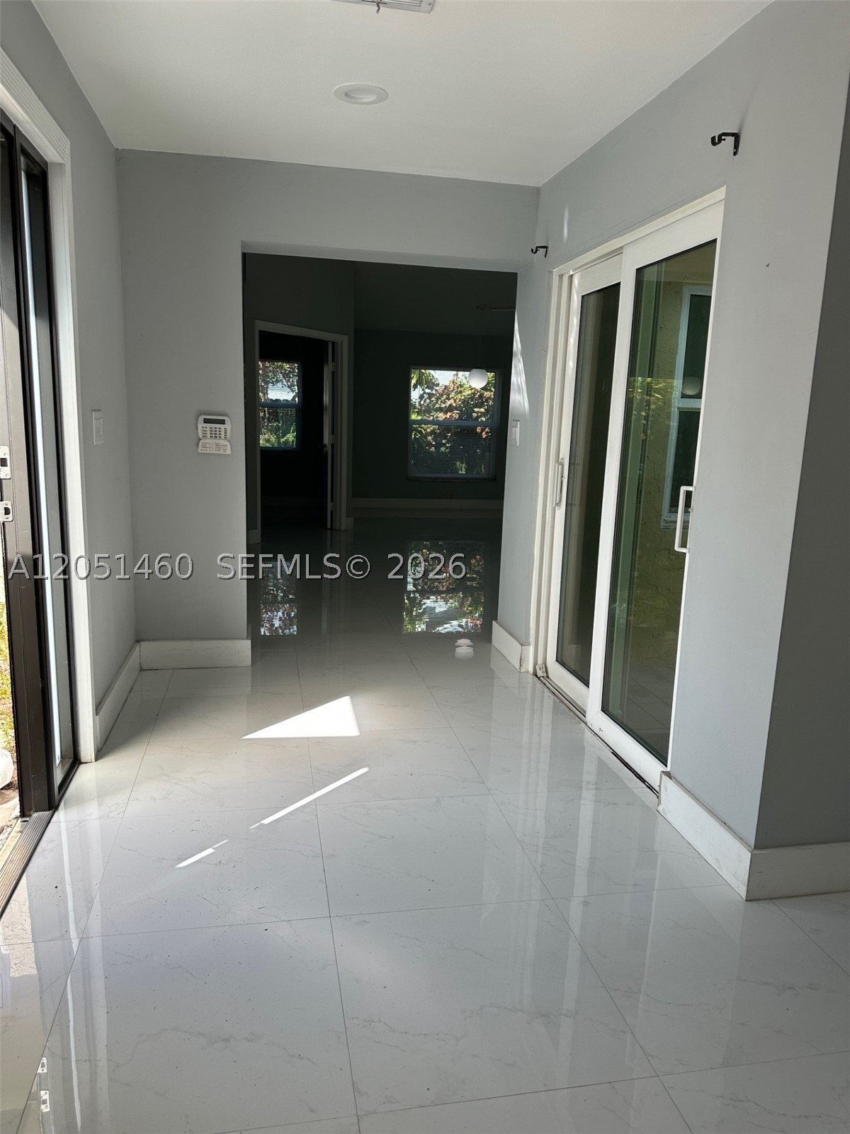 COUNTRY LAKE MANORS SEC 3 - Residential