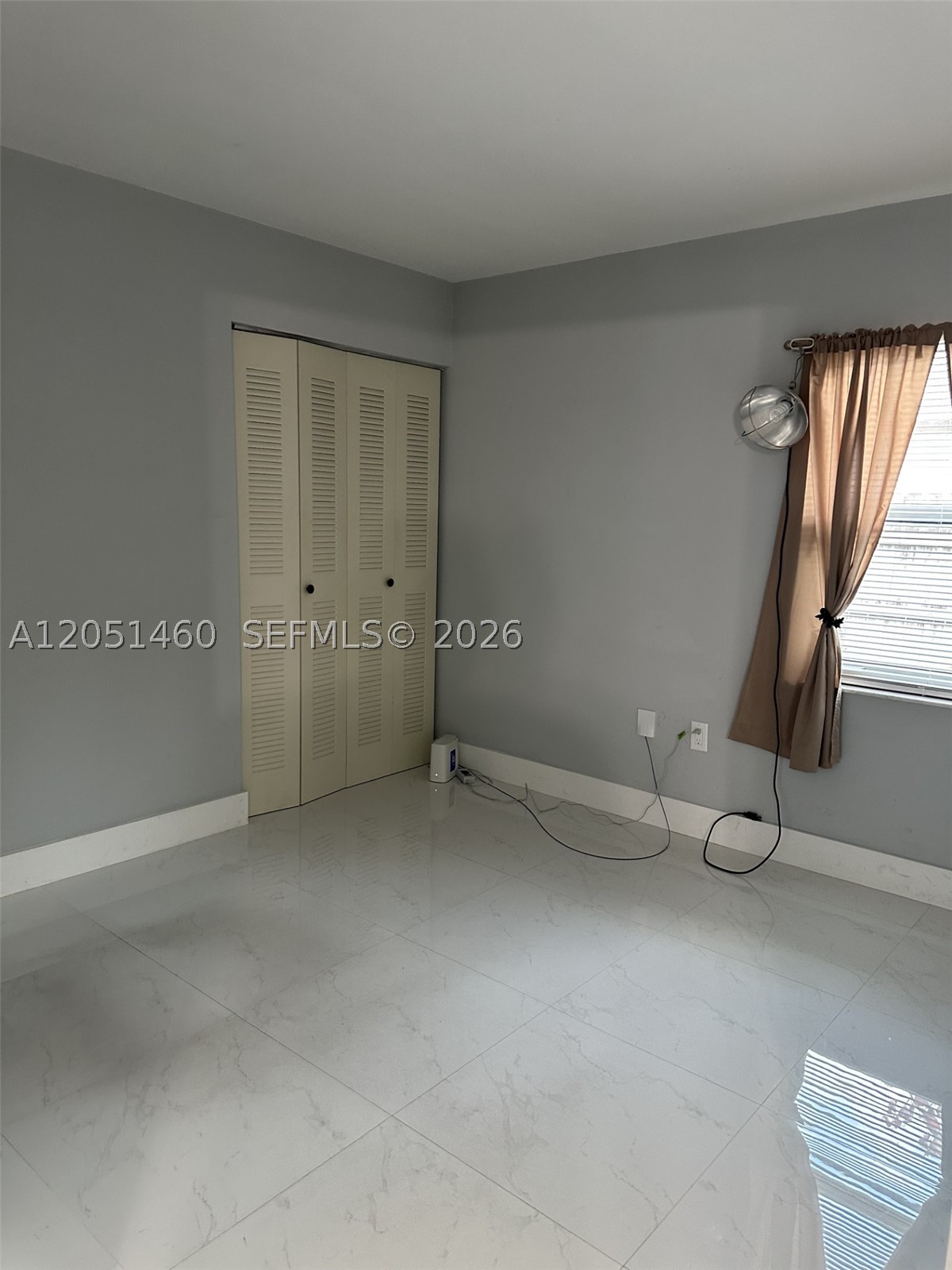 COUNTRY LAKE MANORS SEC 3 - Residential
