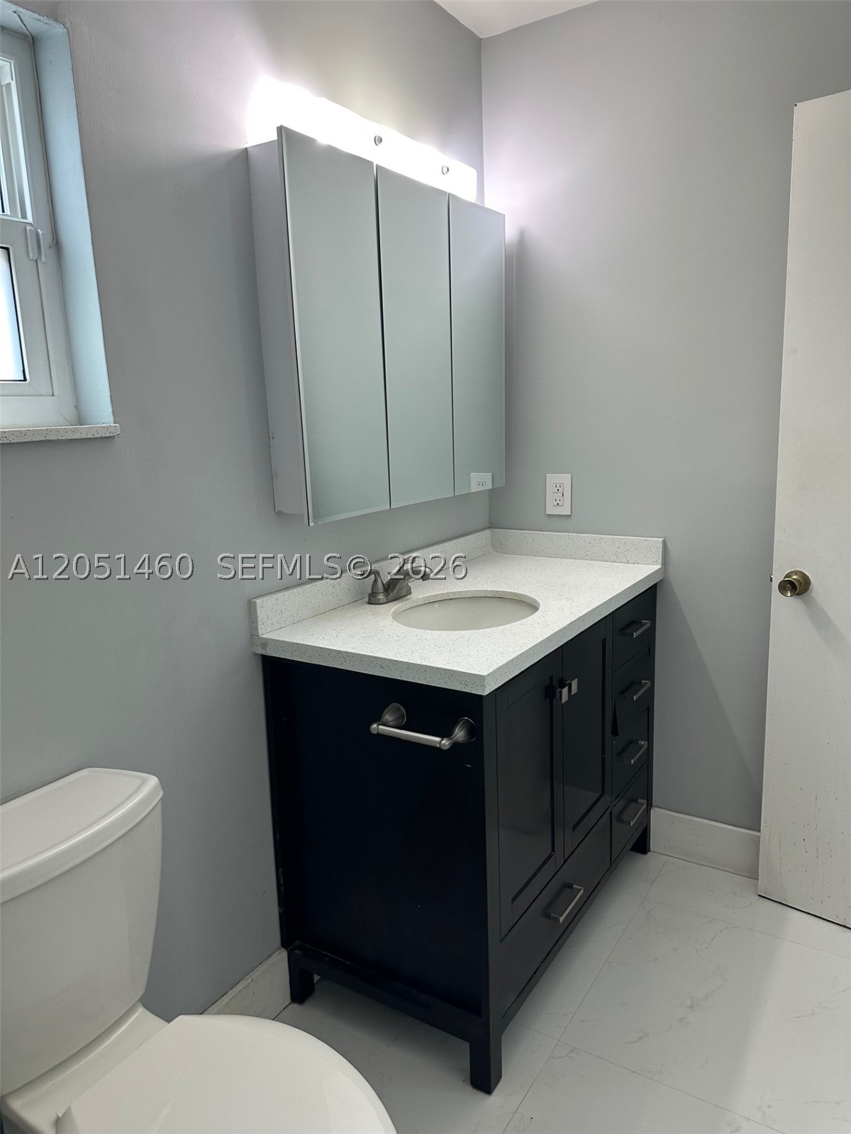 COUNTRY LAKE MANORS SEC 3 - Residential