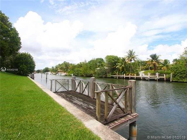 CORAL GABLES RIVIERA SEC - Residential