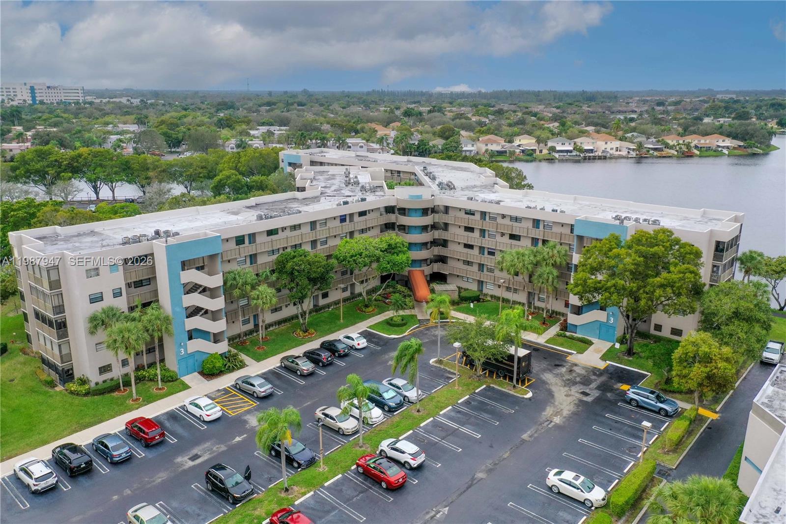 COLONY POINT 3 CONDO - Residential