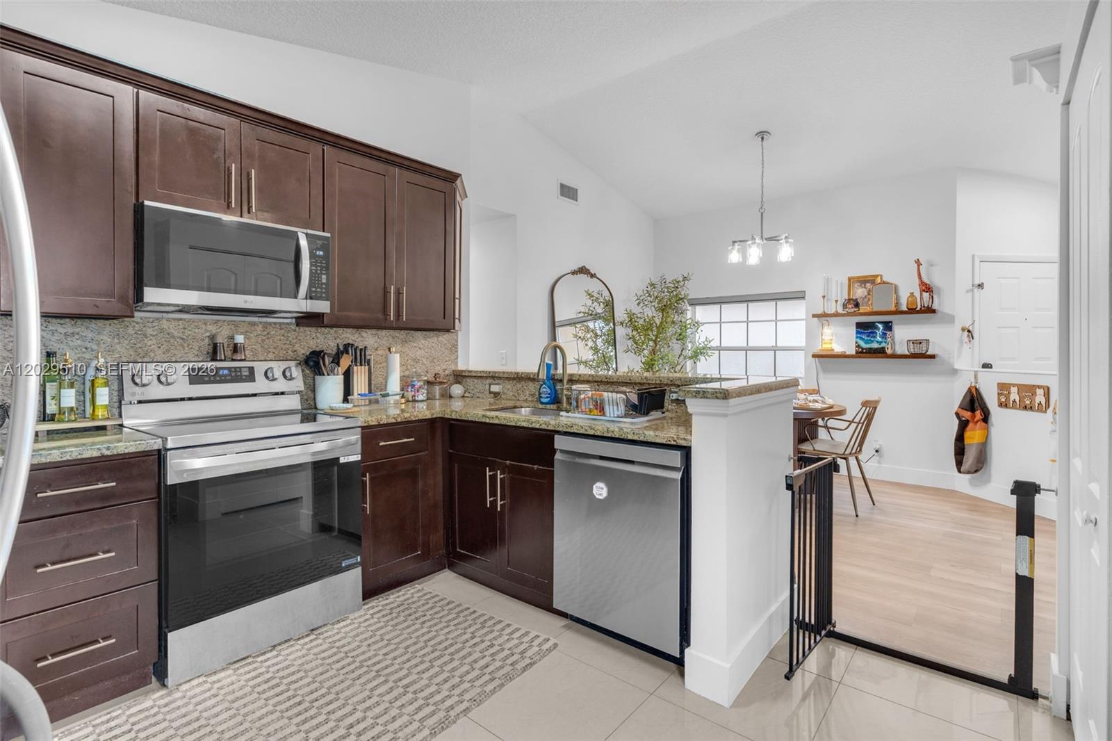 SILVER LAKES PHASE II REP - Residential