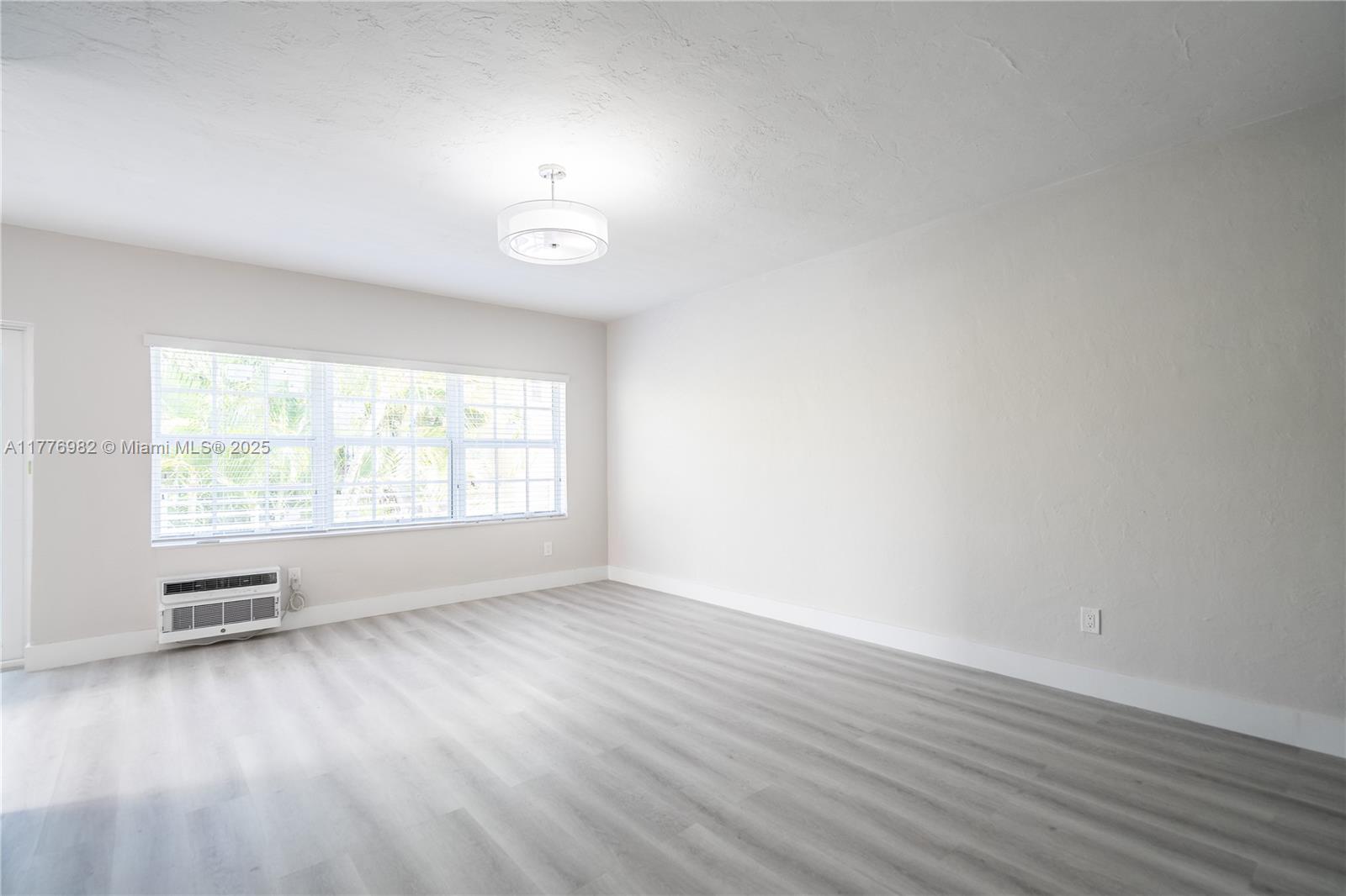 FLAMINGO TERR ADDN - Residential Lease