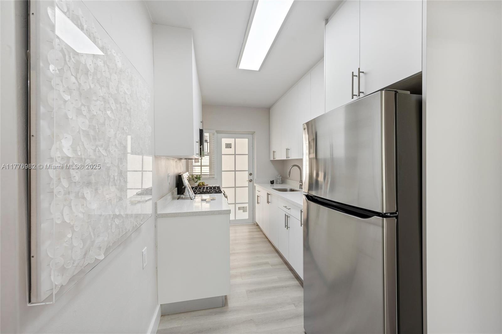 FLAMINGO TERR ADDN - Residential Lease