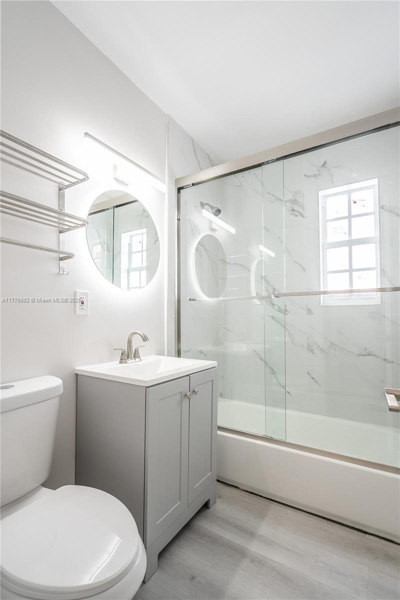 FLAMINGO TERR ADDN - Residential Lease