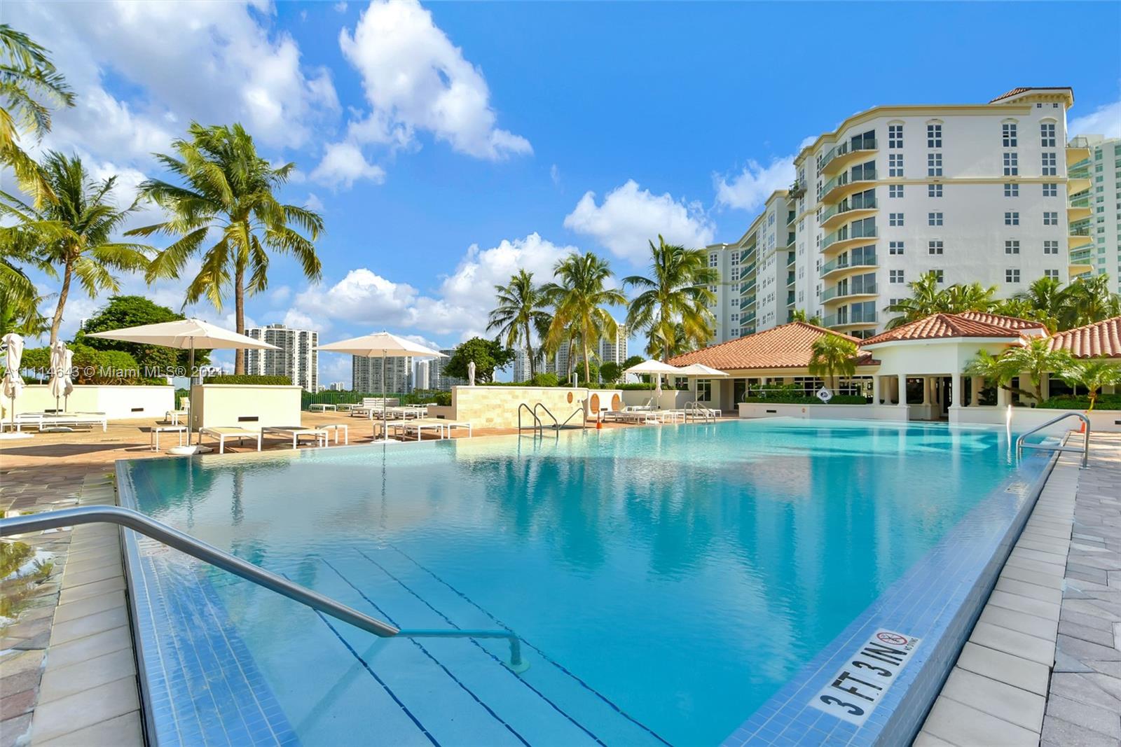 TURNBERRY VILLAGE - Residential