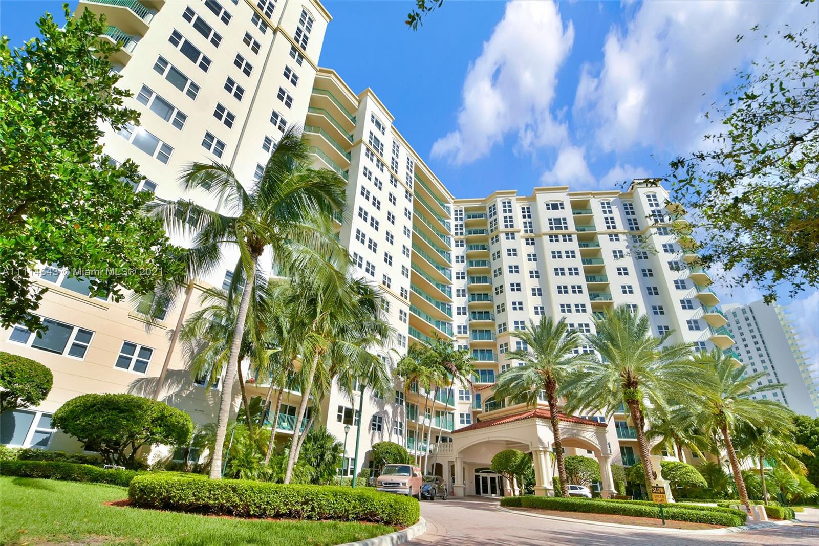 TURNBERRY VILLAGE - Residential