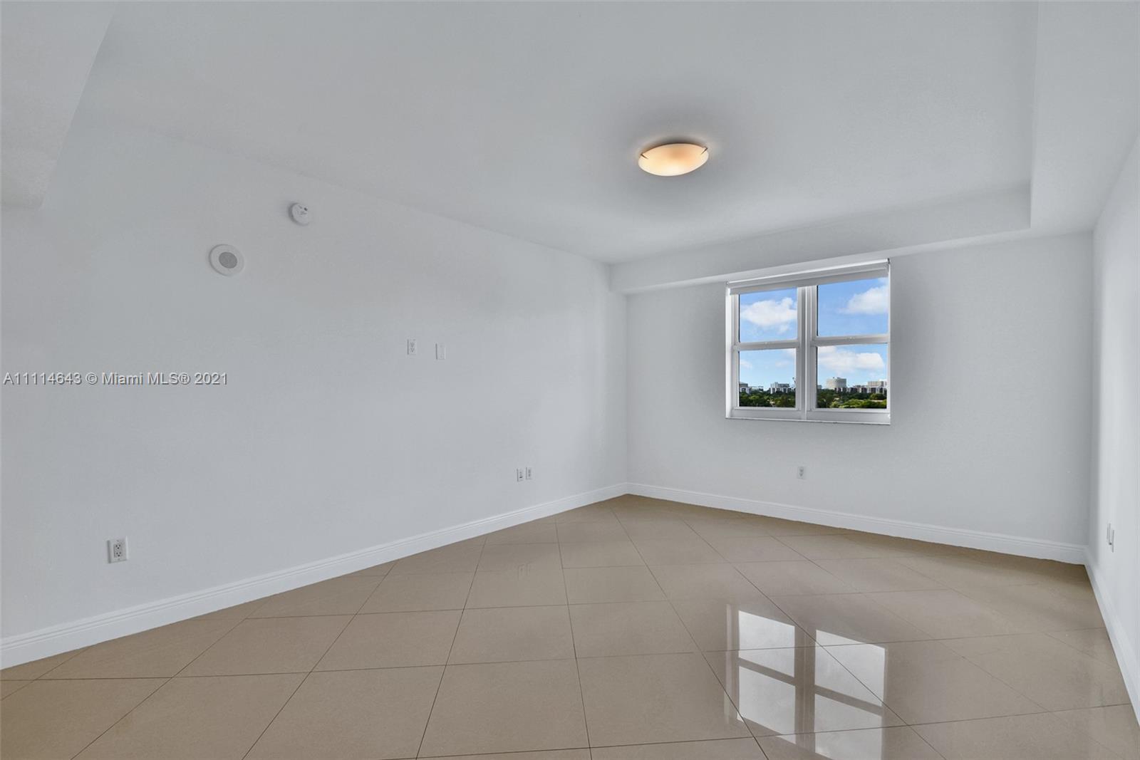 TURNBERRY VILLAGE - Residential