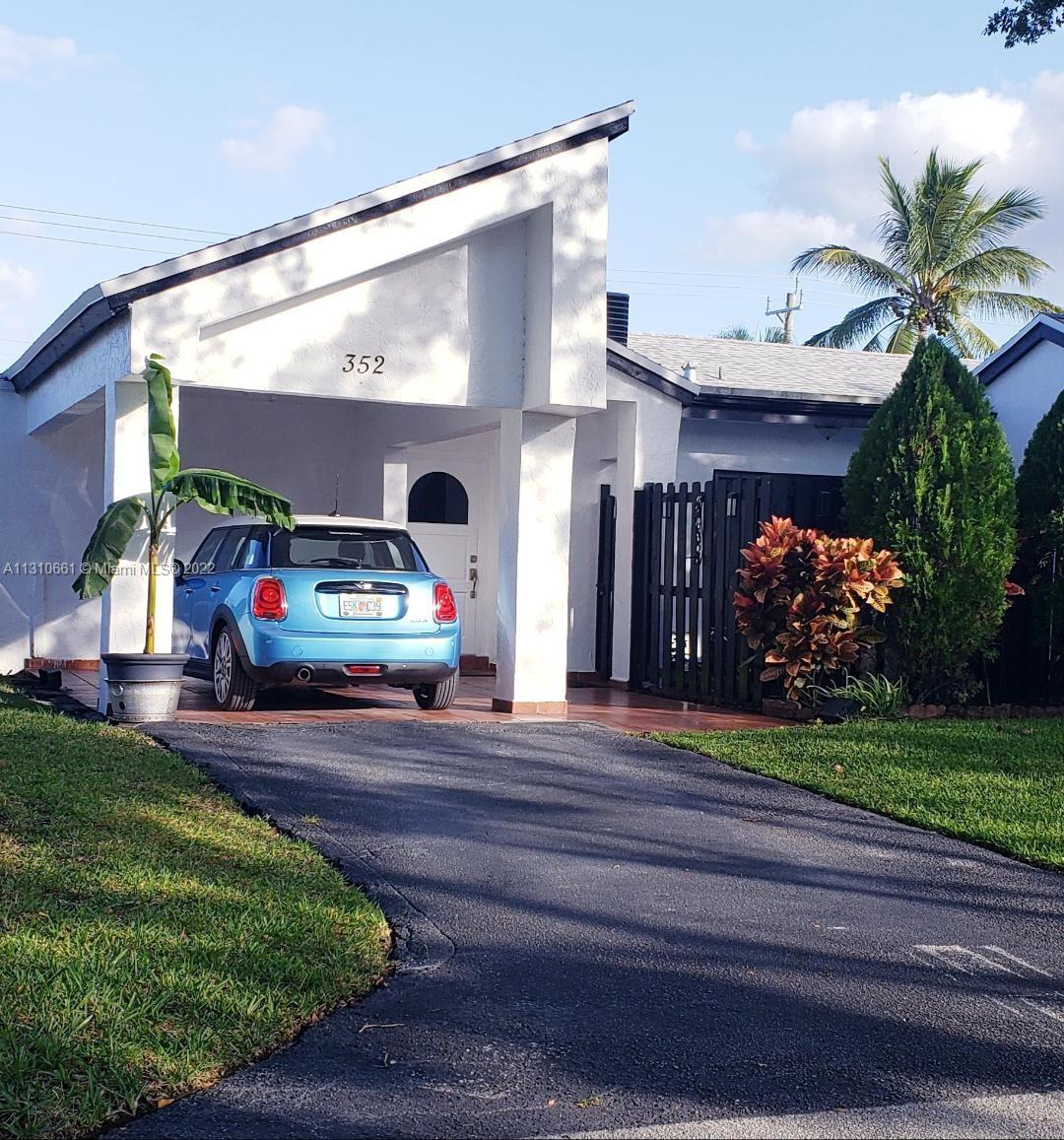 VILLAS AT BONAVENTURE IN - Residential