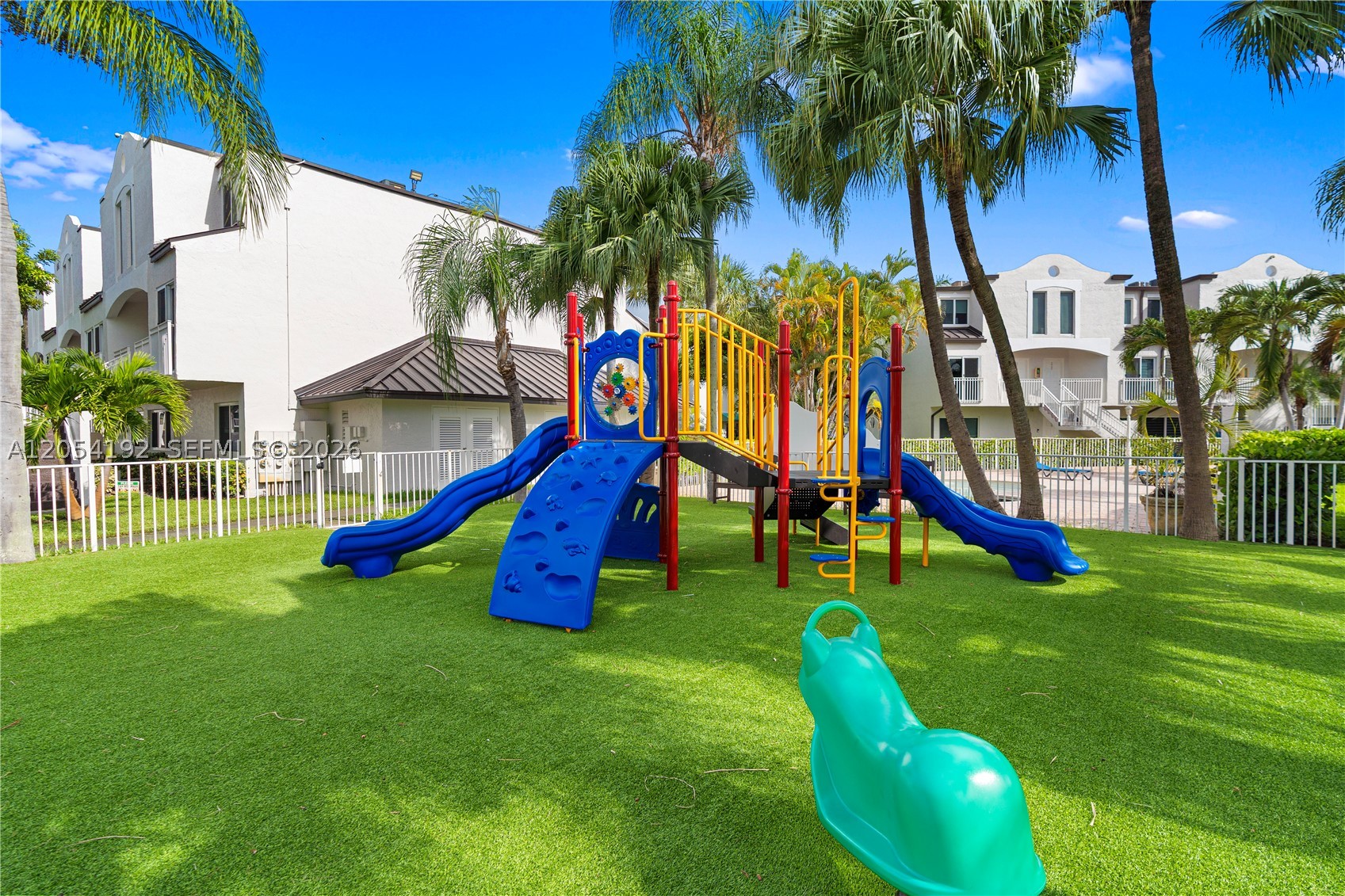 CORAL POINTE TOWNHOMES CO - Residential