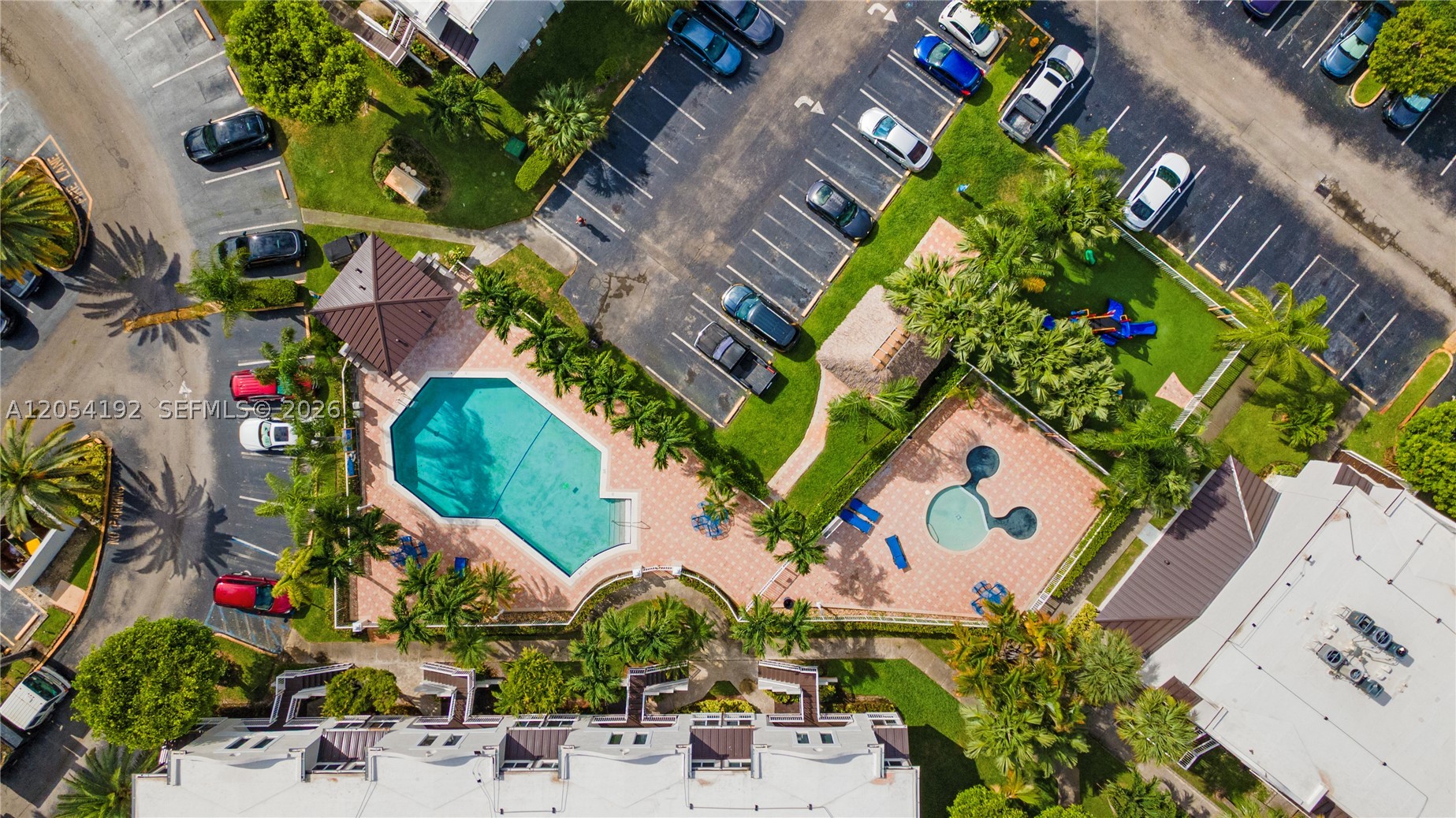 CORAL POINTE TOWNHOMES CO - Residential