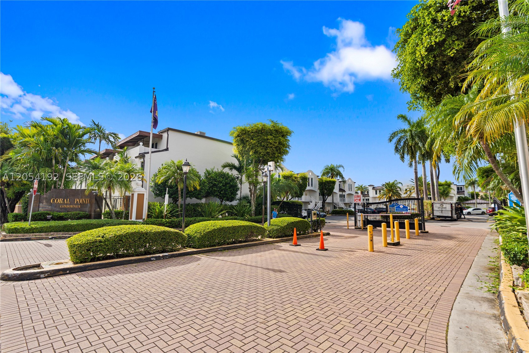 CORAL POINTE TOWNHOMES CO - Residential