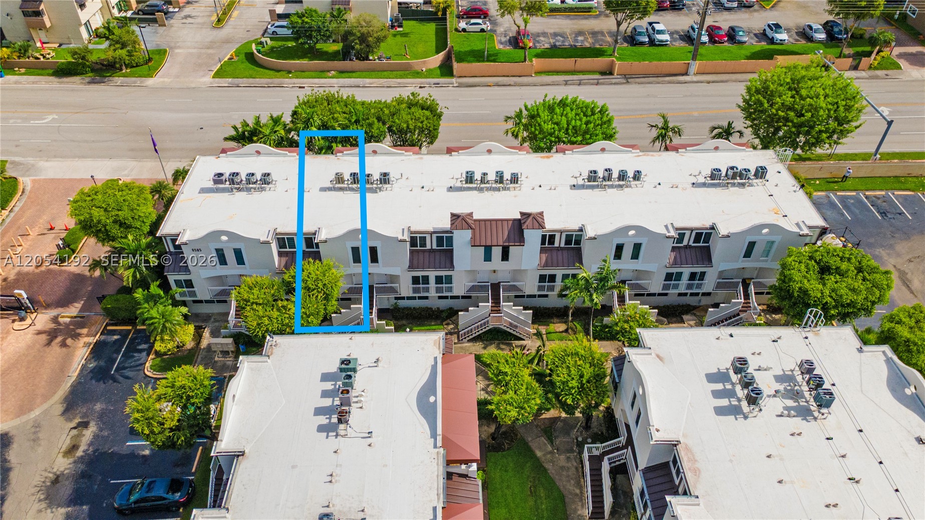 CORAL POINTE TOWNHOMES CO - Residential