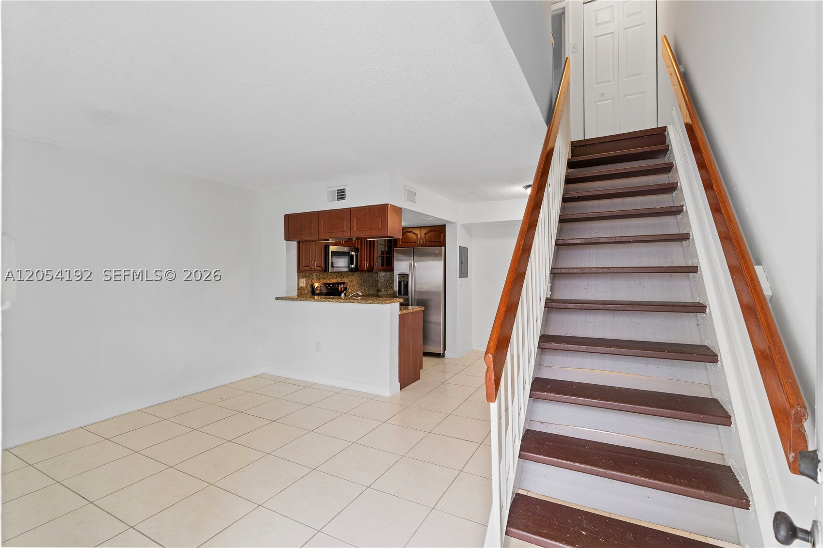 CORAL POINTE TOWNHOMES CO - Residential