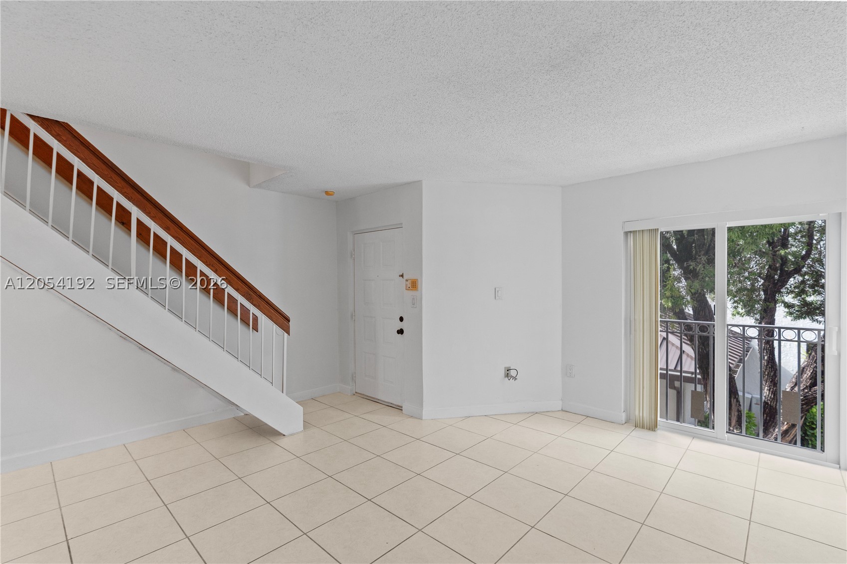 CORAL POINTE TOWNHOMES CO - Residential