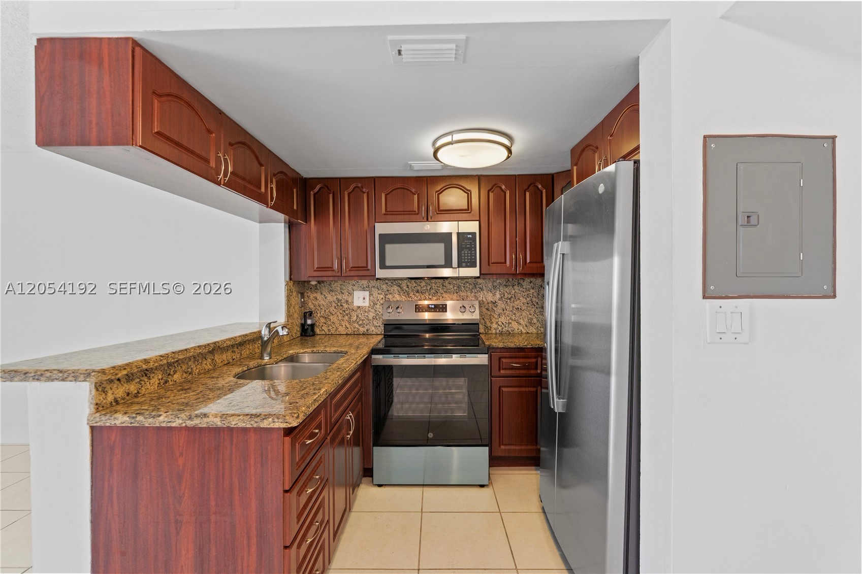CORAL POINTE TOWNHOMES CO - Residential