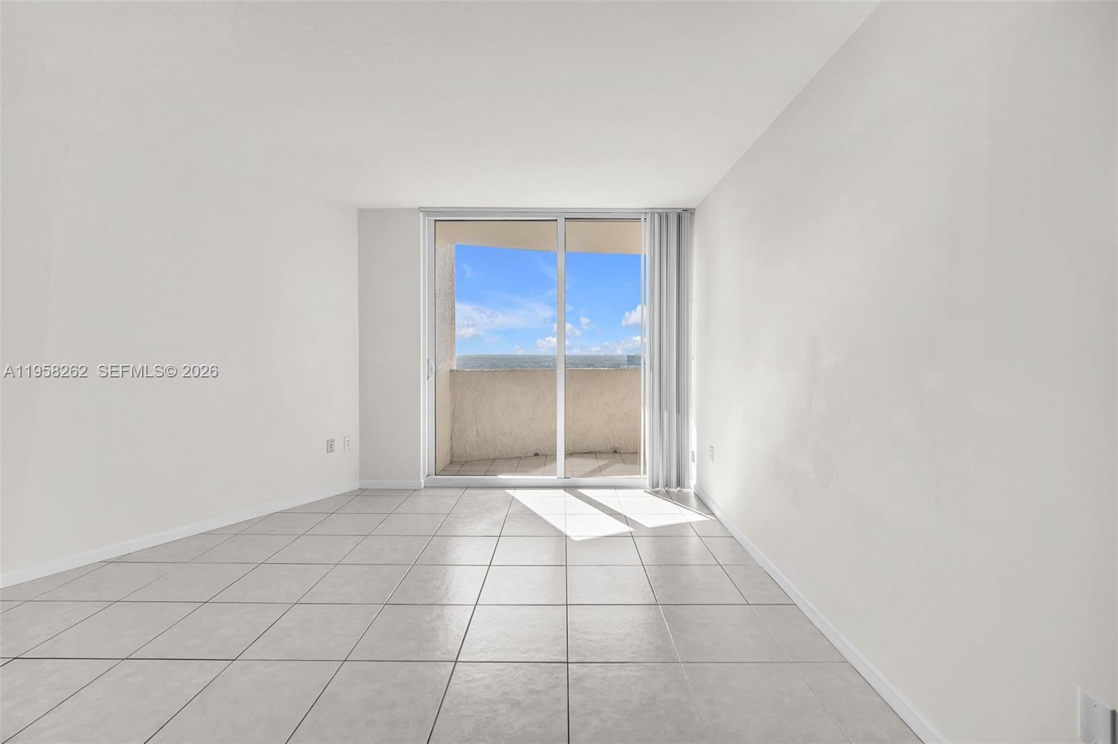 TURNBERRY ON THE GREEN - Residential