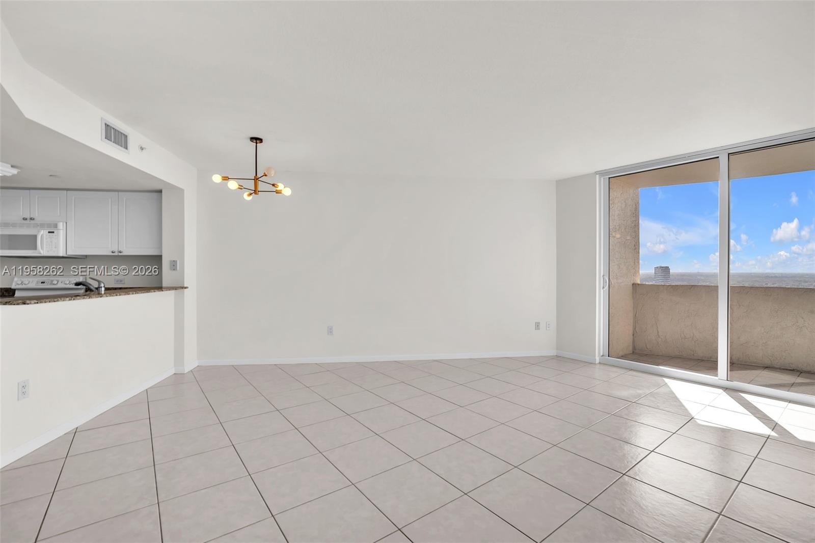 TURNBERRY ON THE GREEN - Residential