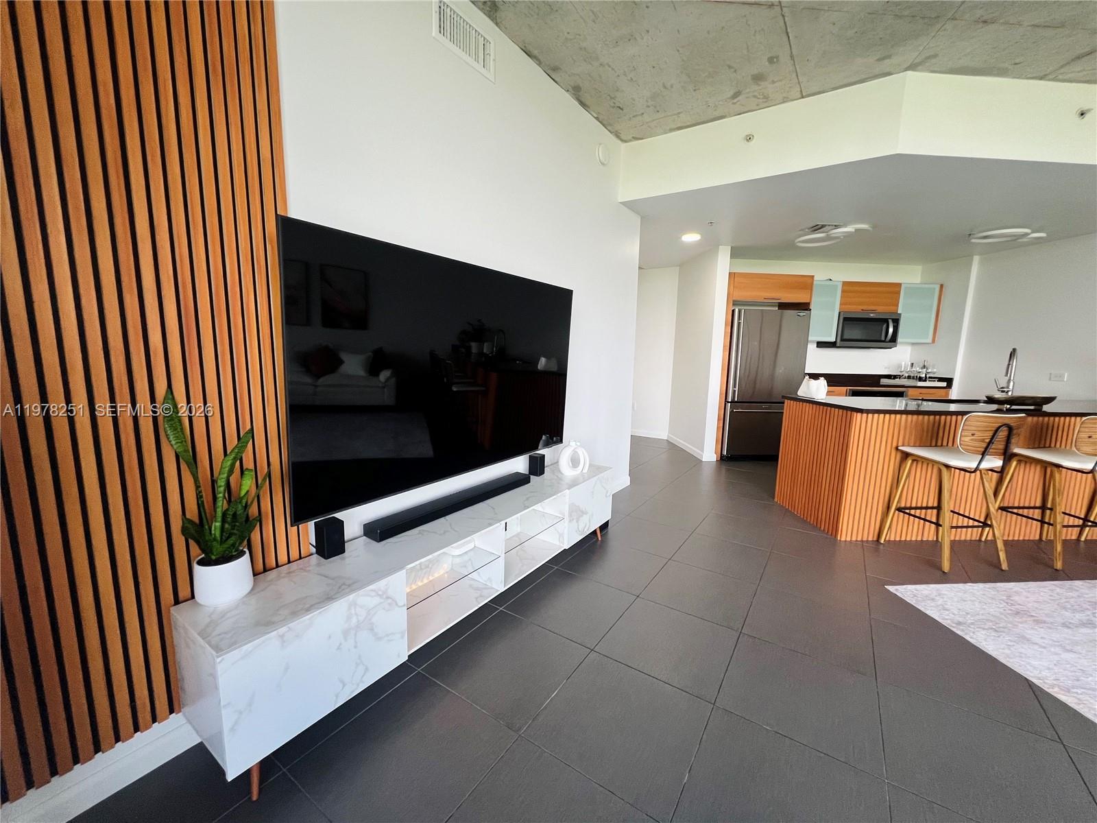 FOUR MIDTOWN MIAMI CONDO - Residential Lease