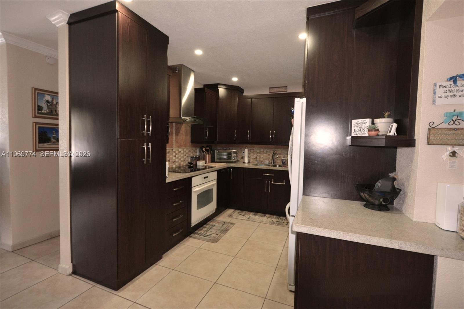 LINDEN GARDENS - Residential