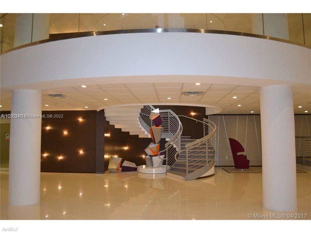 ARLEN BEACH CONDO - Residential