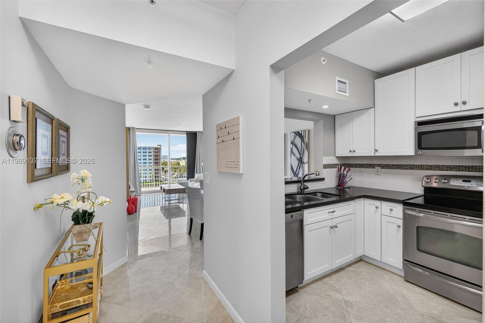 TIDES AT BRIDGESIDE SQUAR - Residential