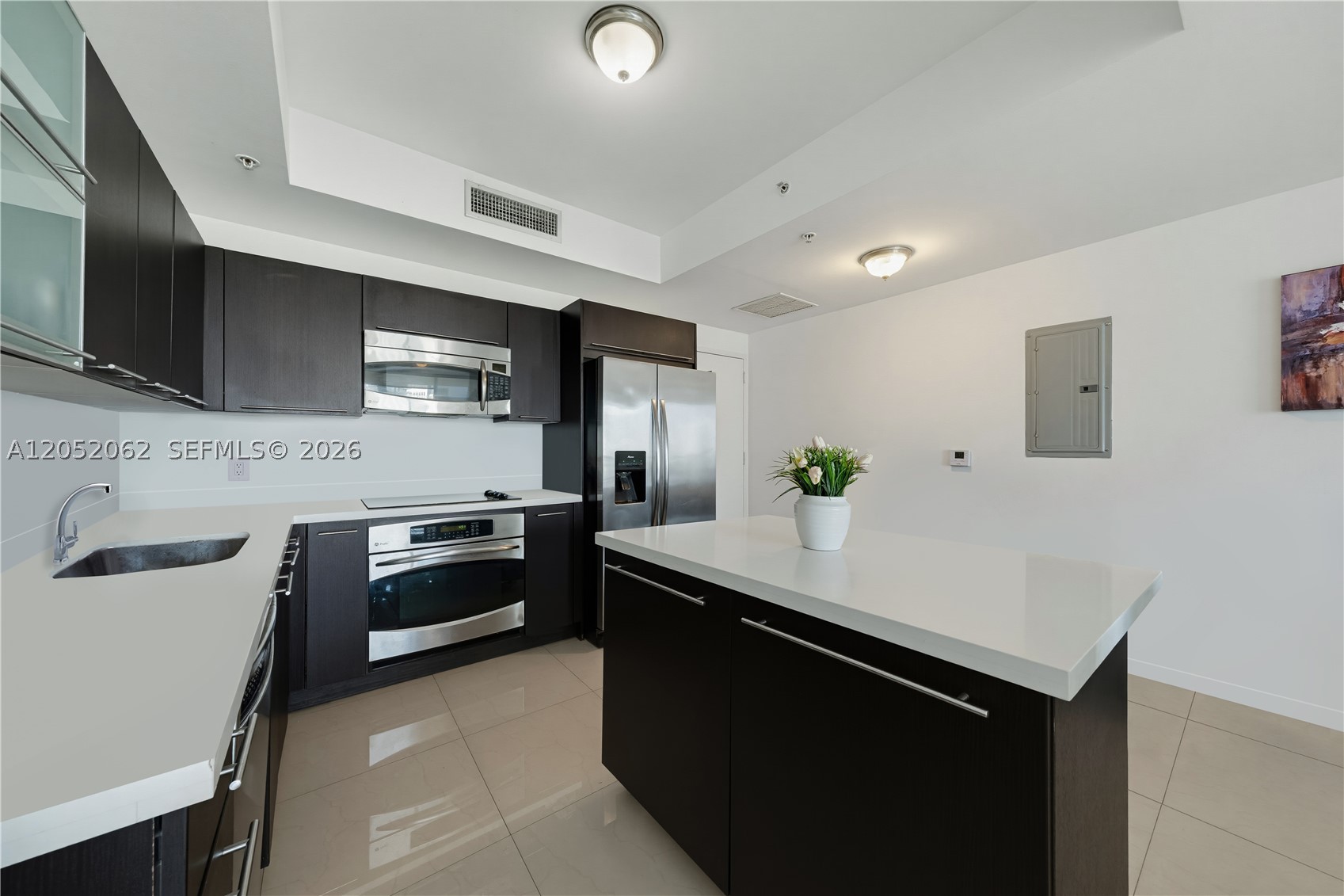 IVY CONDO - Residential Lease