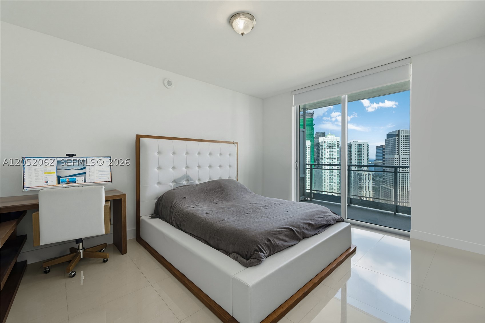 IVY CONDO - Residential Lease