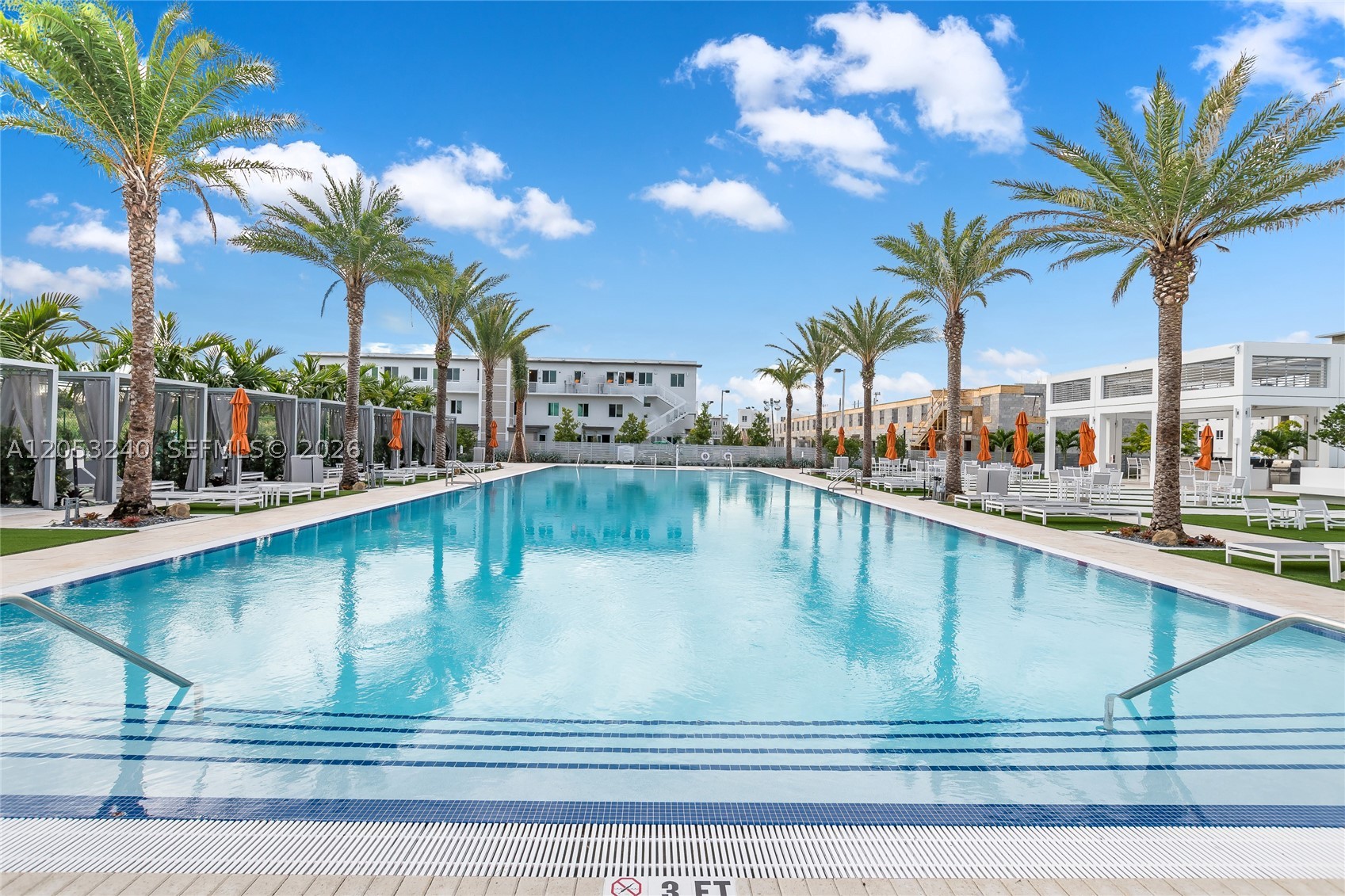 LANDMARK AT DORAL CONDO - Residential
