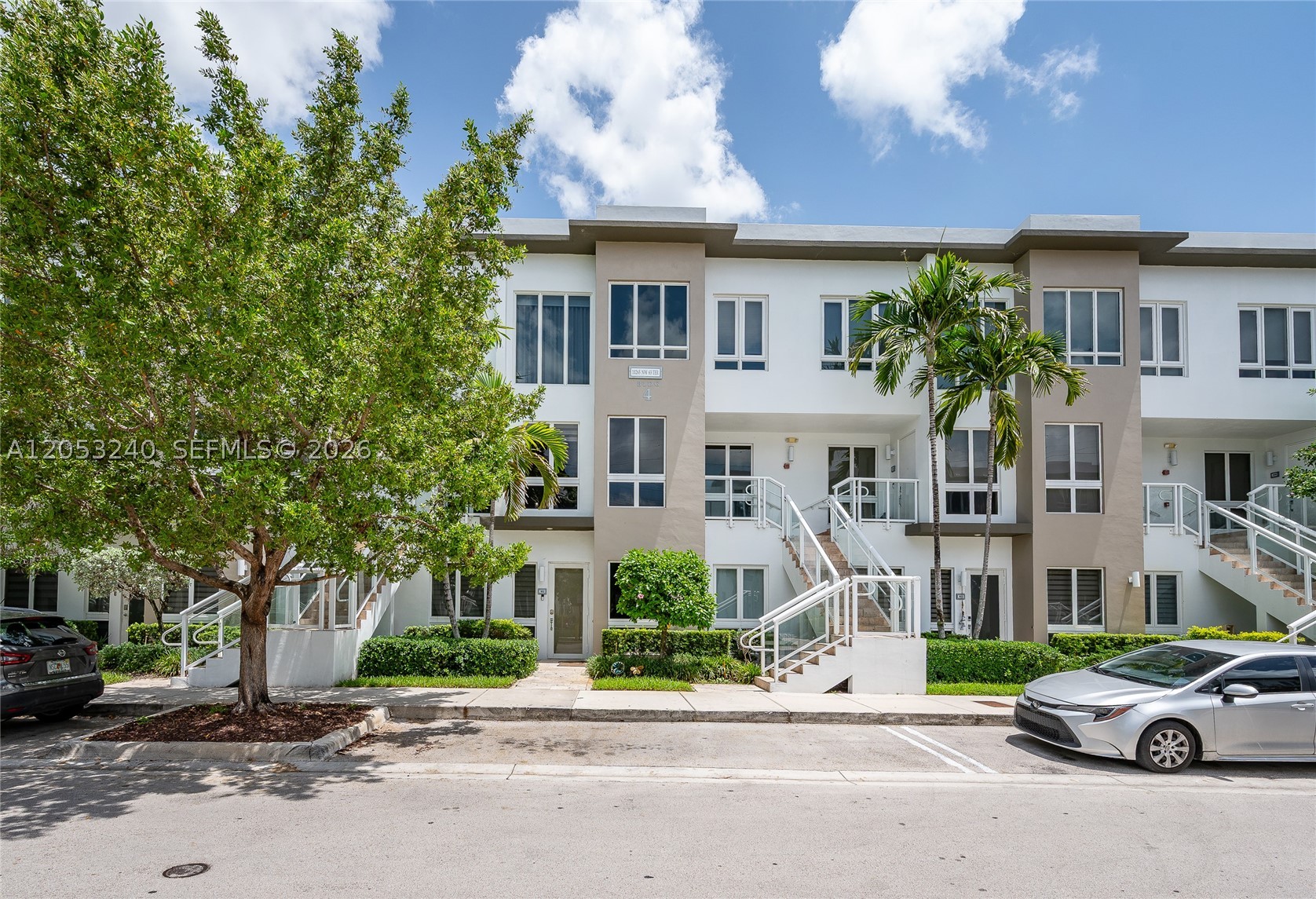 LANDMARK AT DORAL CONDO - Residential