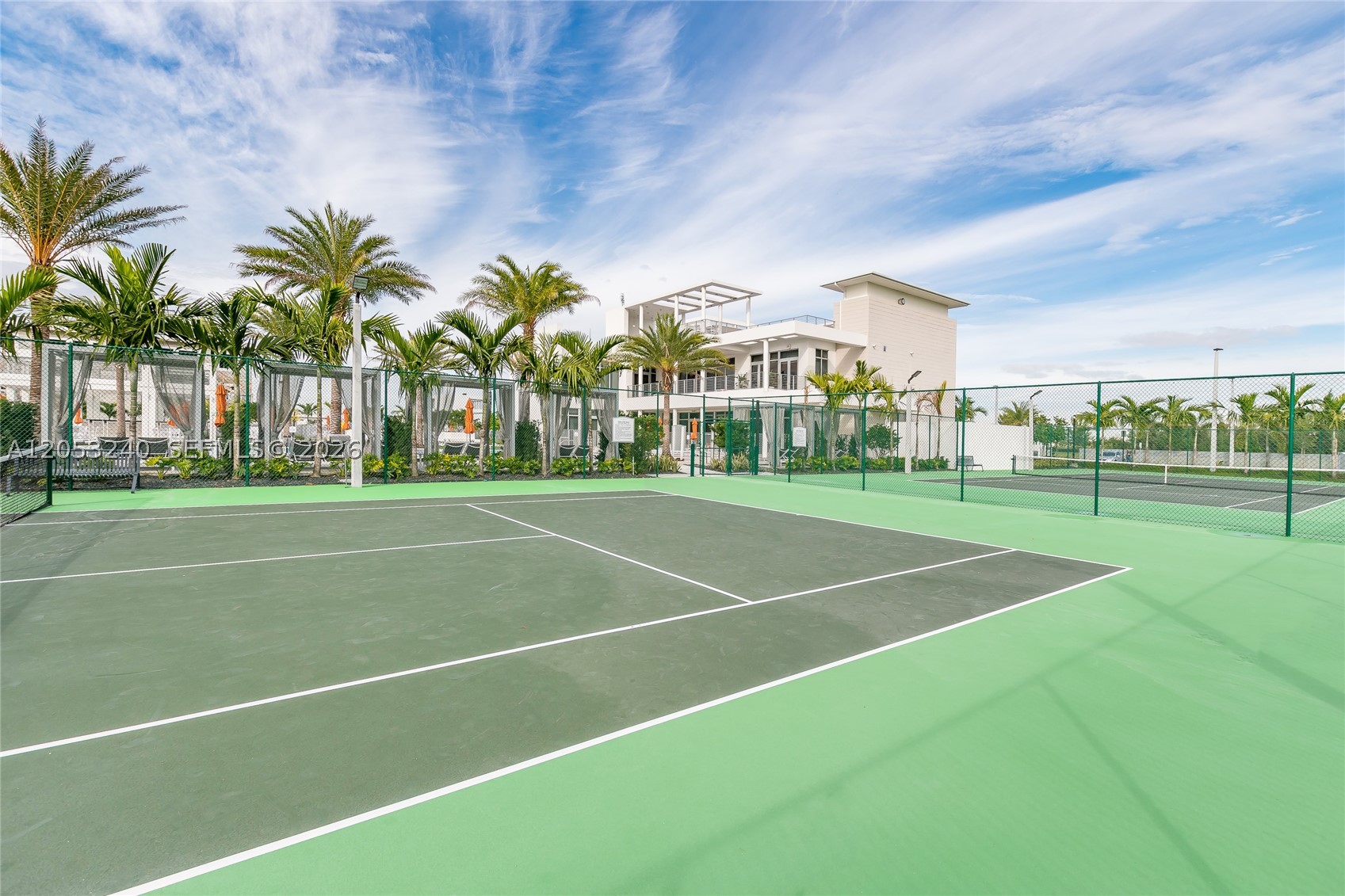 LANDMARK AT DORAL CONDO - Residential