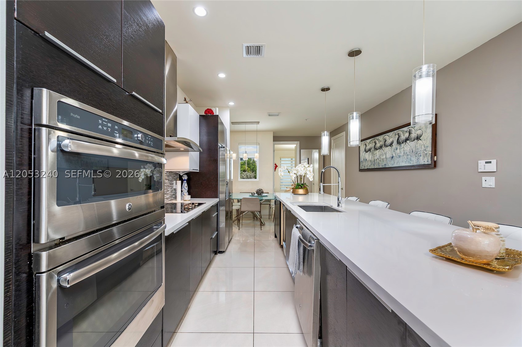 LANDMARK AT DORAL CONDO - Residential