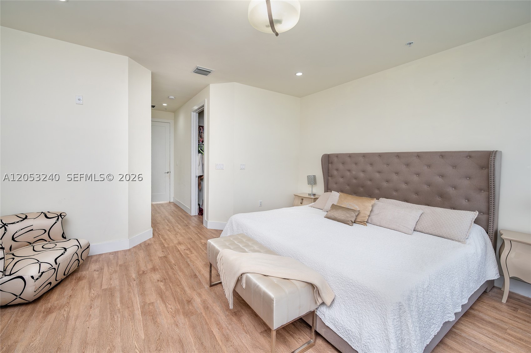 LANDMARK AT DORAL CONDO - Residential