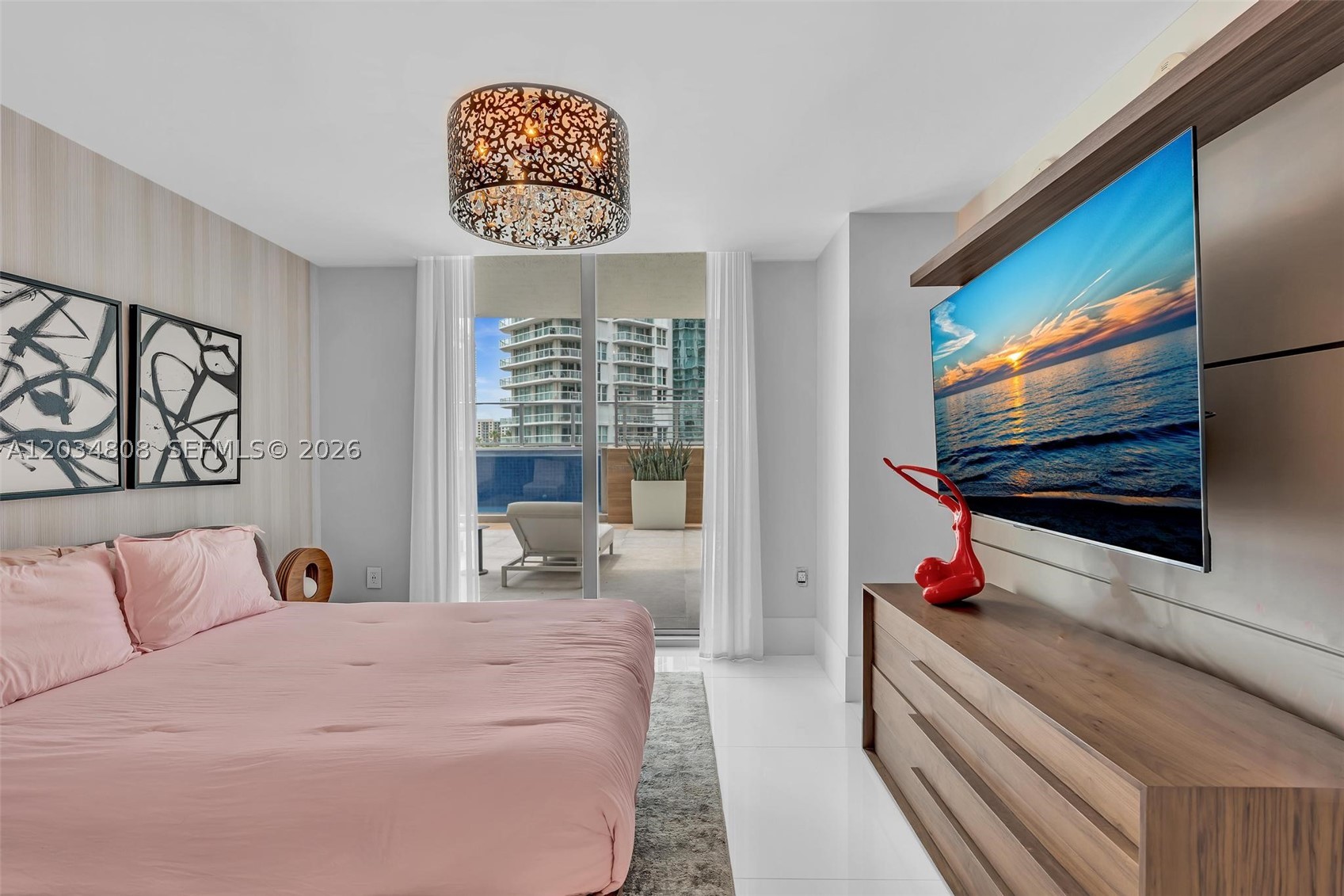 PARQUE TOWERS CONDO - Residential