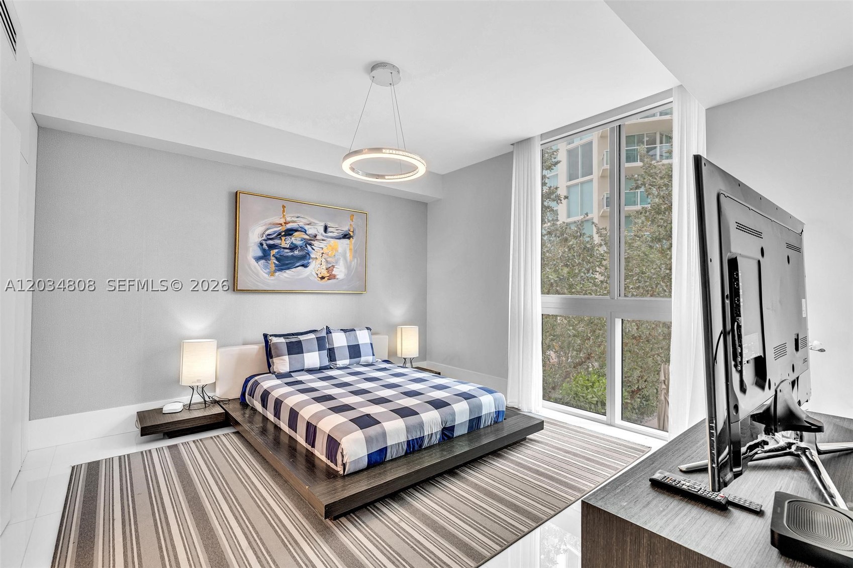 PARQUE TOWERS CONDO - Residential