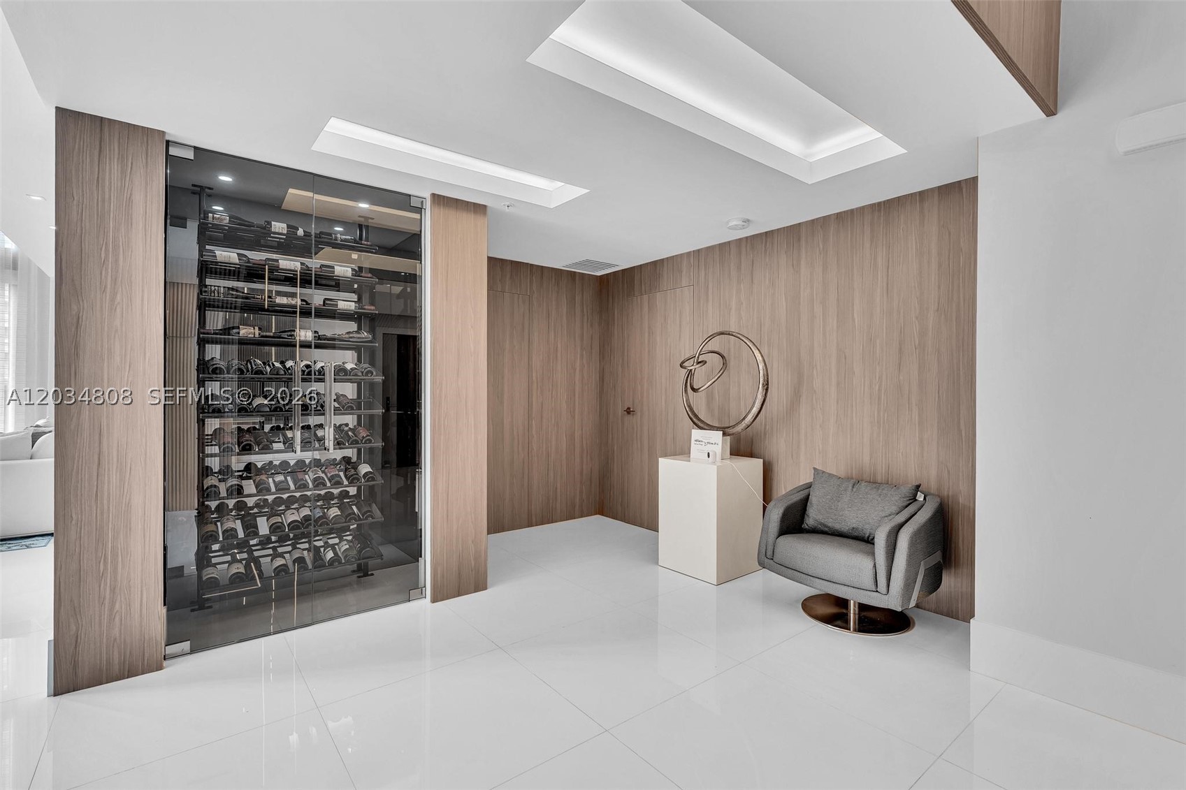 PARQUE TOWERS CONDO - Residential