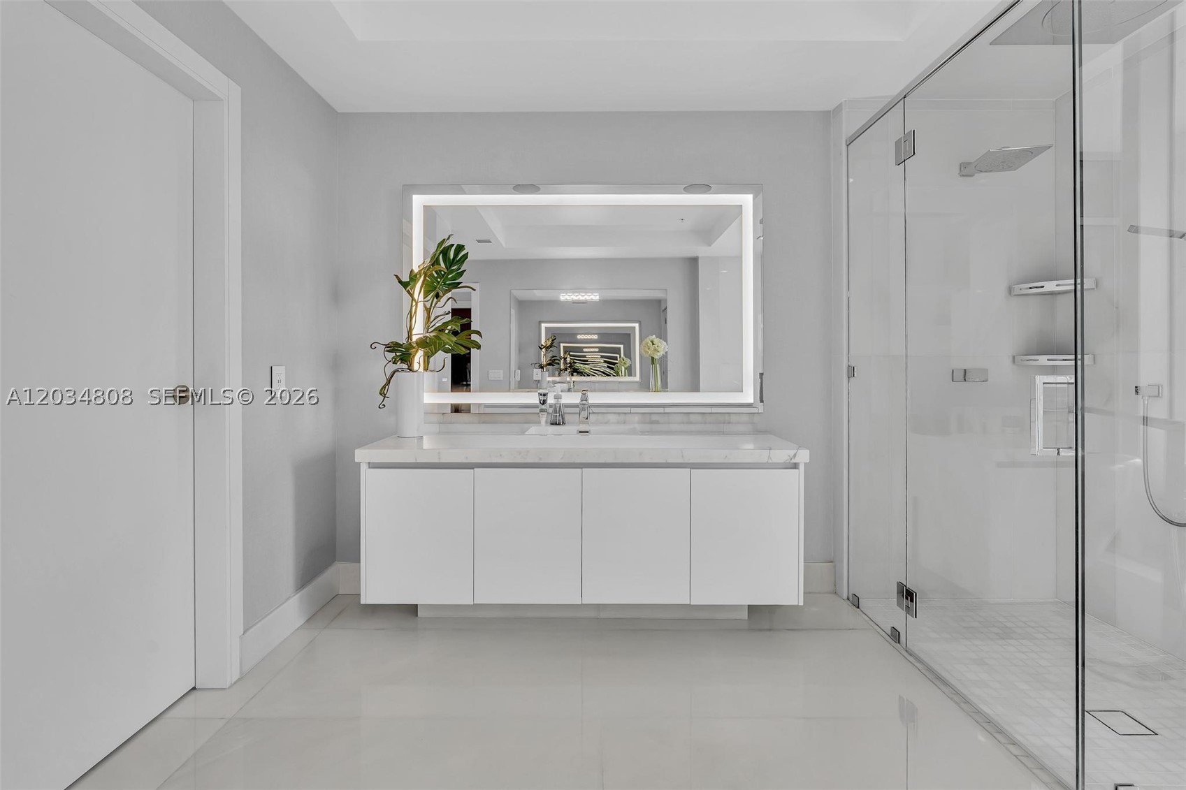 PARQUE TOWERS CONDO - Residential