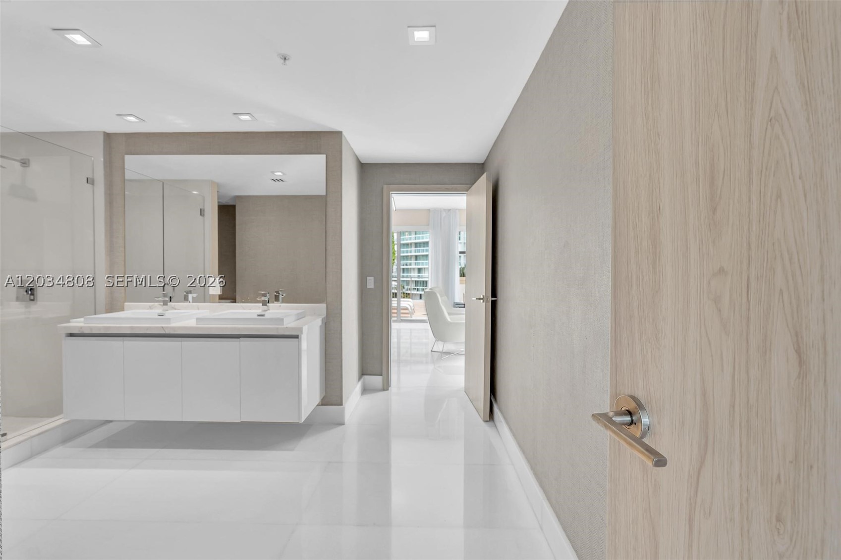 PARQUE TOWERS CONDO - Residential