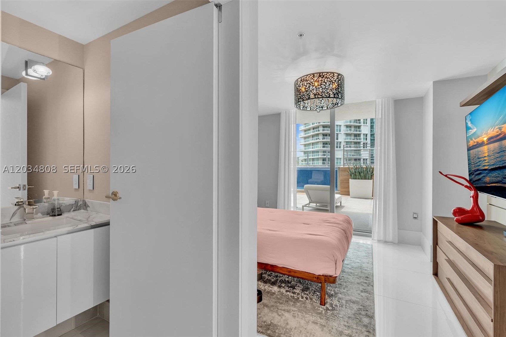 PARQUE TOWERS CONDO - Residential