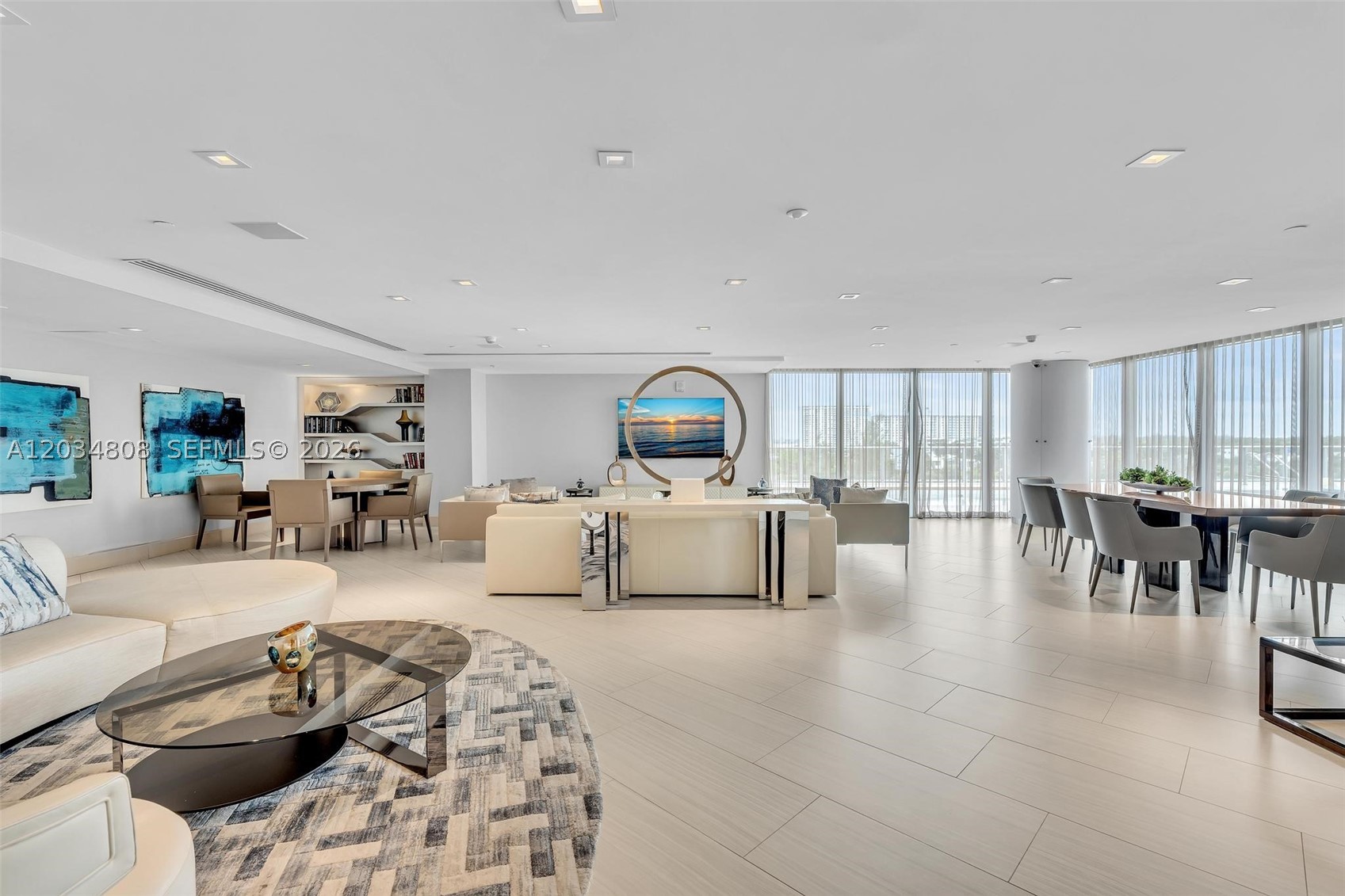 PARQUE TOWERS CONDO - Residential