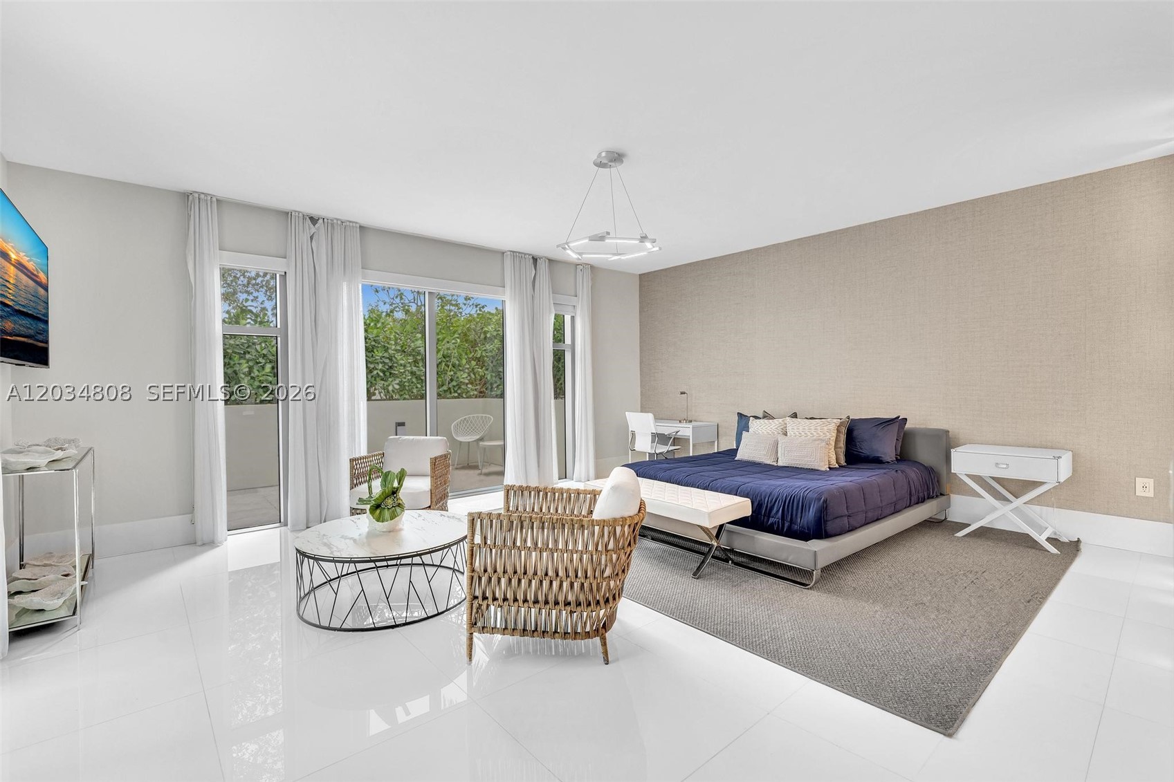 PARQUE TOWERS CONDO - Residential