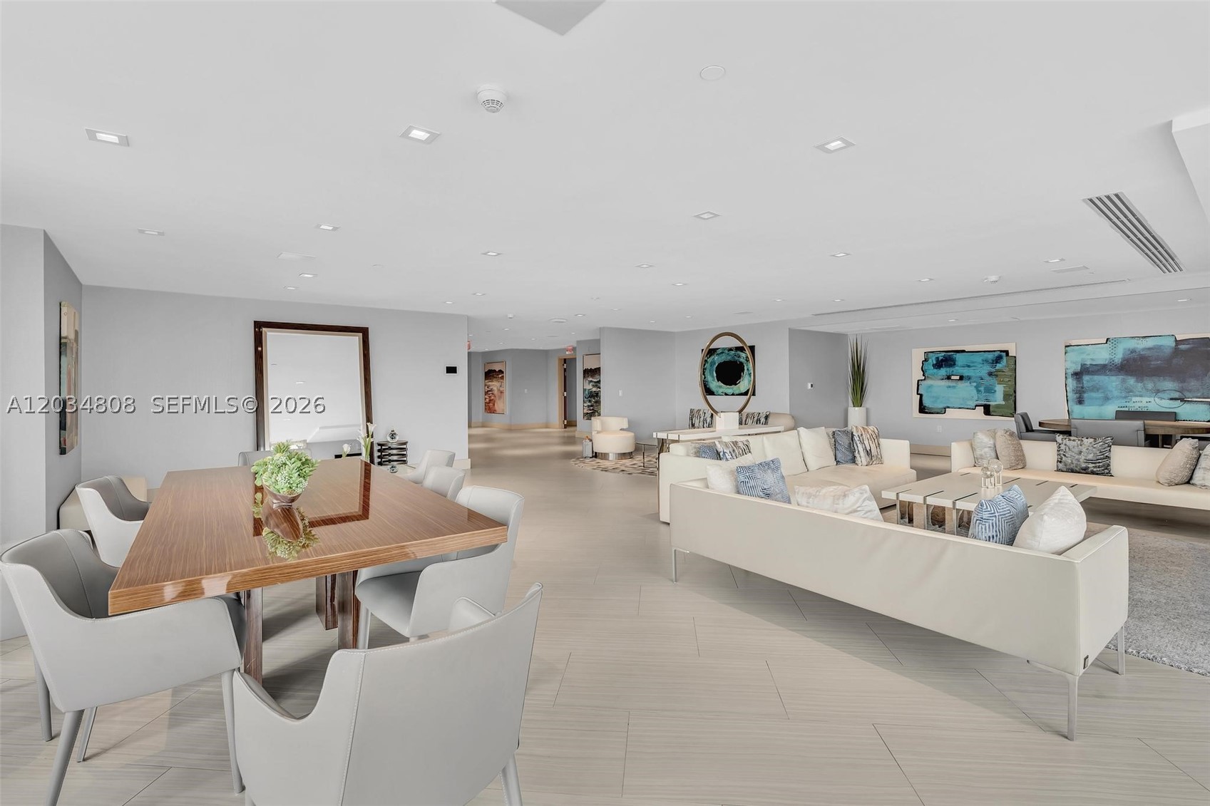 PARQUE TOWERS CONDO - Residential