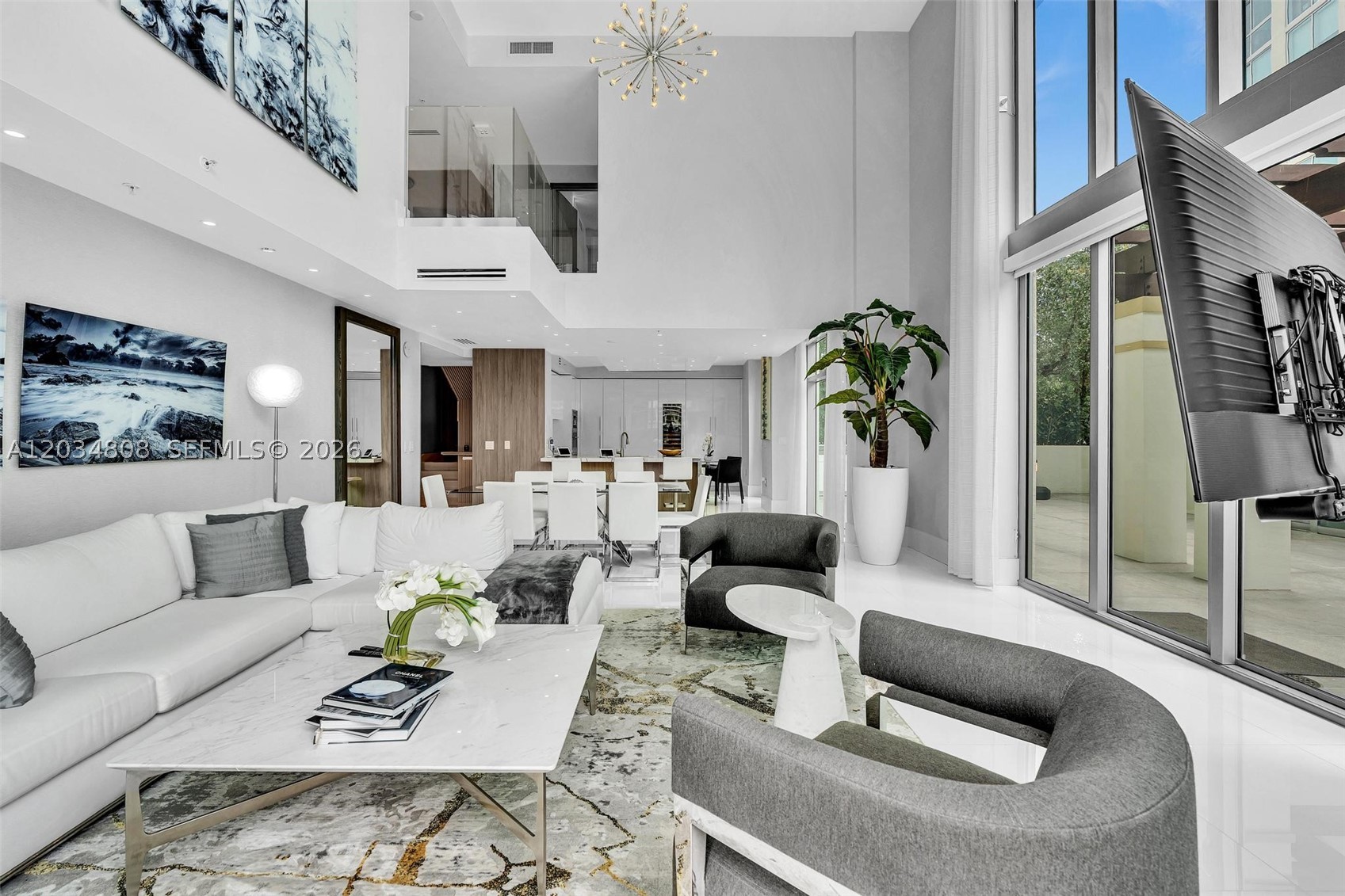 PARQUE TOWERS CONDO - Residential