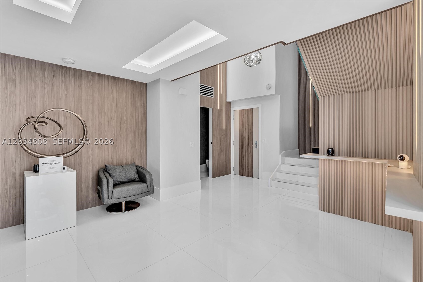 PARQUE TOWERS CONDO - Residential