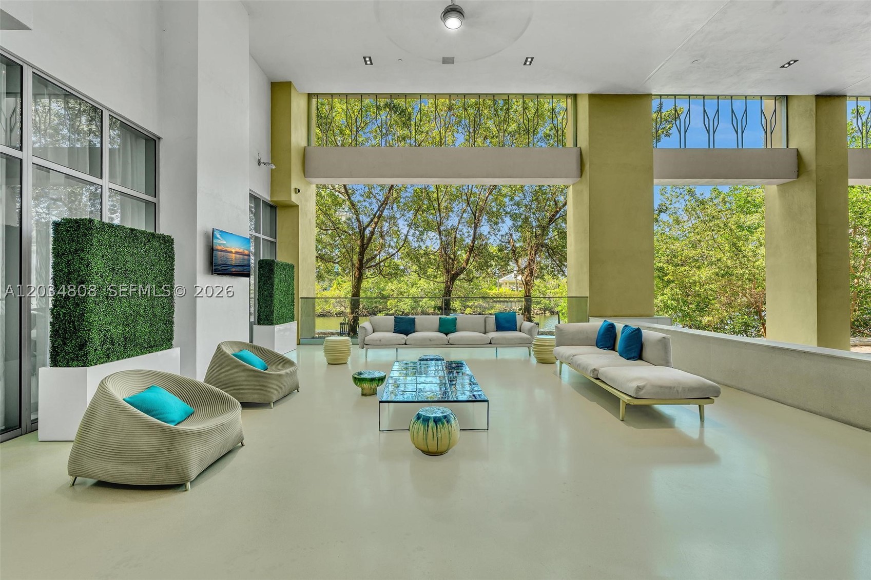 PARQUE TOWERS CONDO - Residential