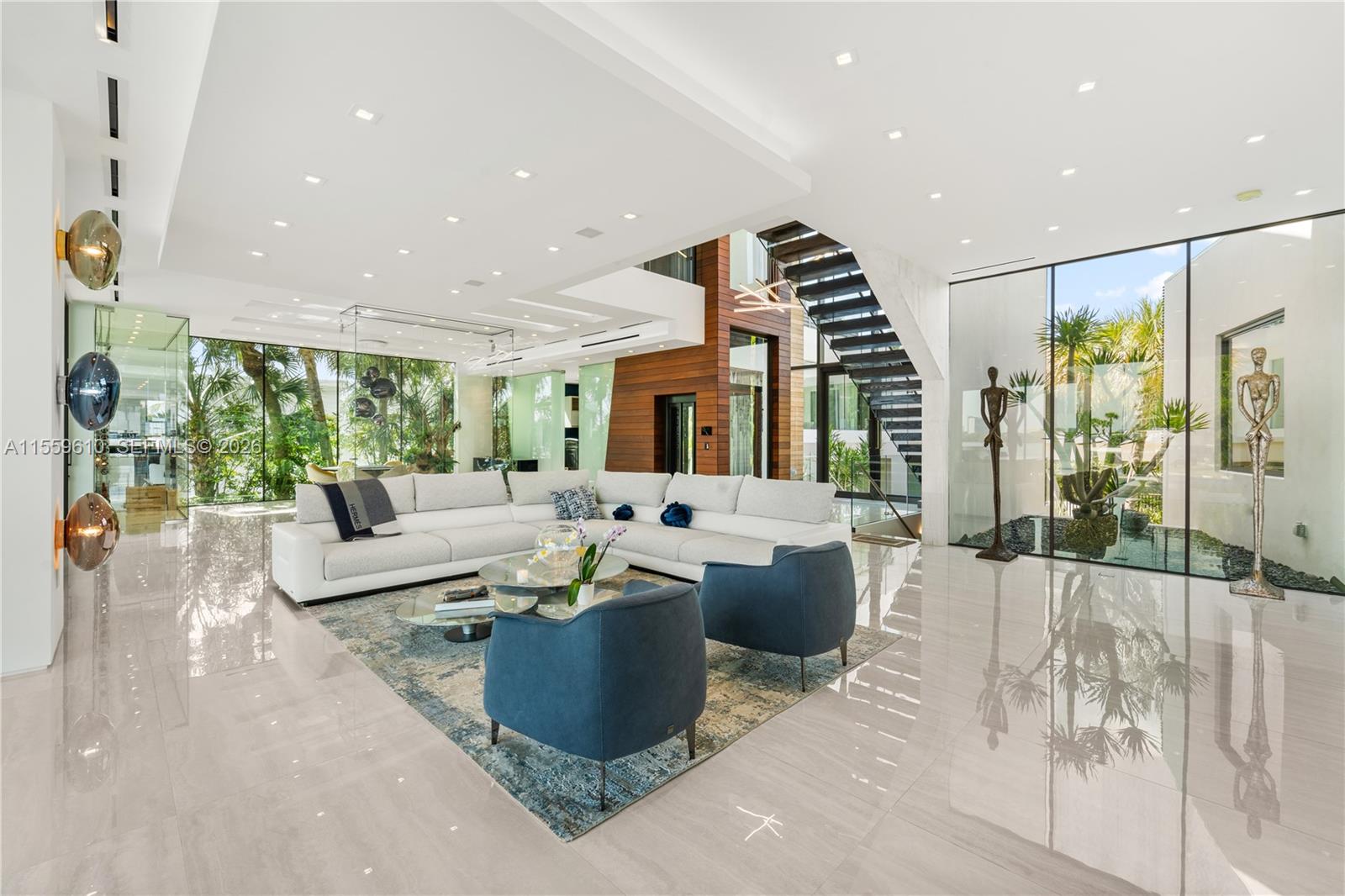 BELLE MEADE ISLAND - Residential
